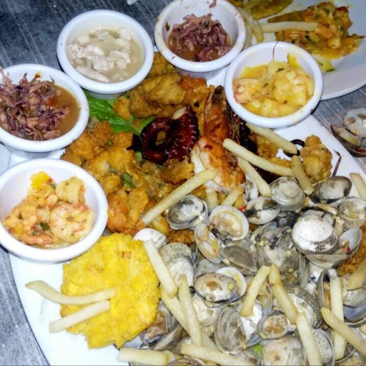 picada de mariscos