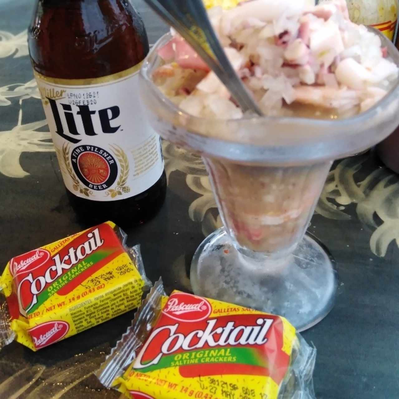 Ceviche de combinacion + cerveza