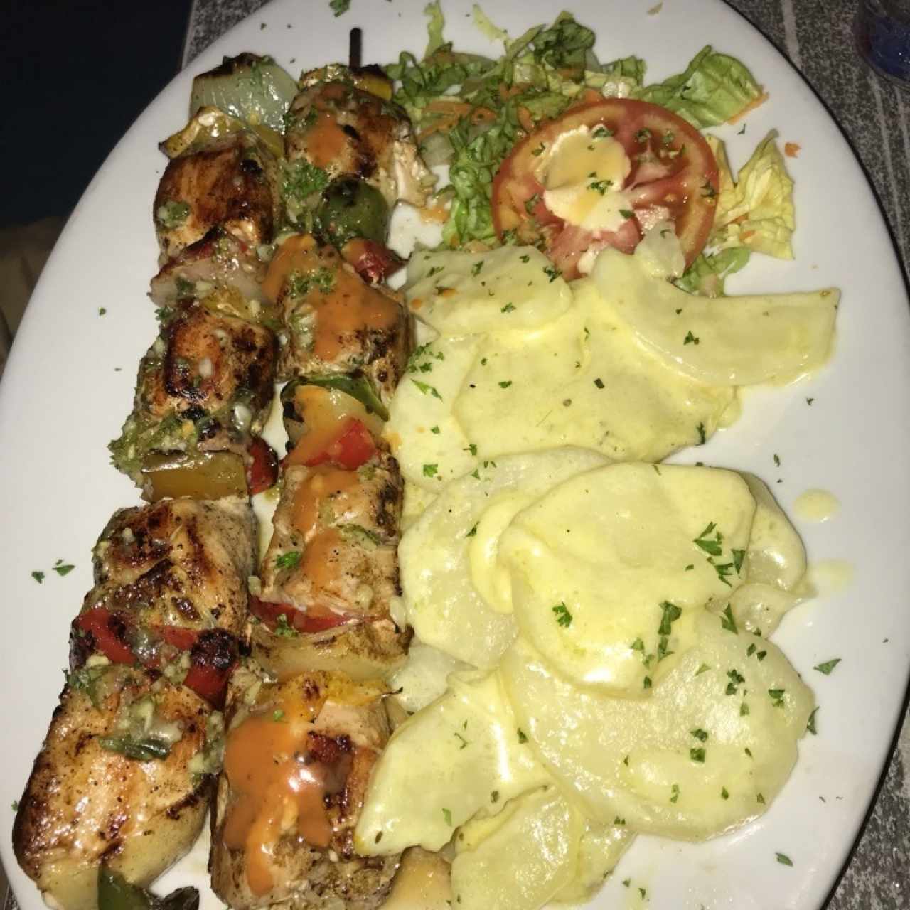 brocheta de pollo