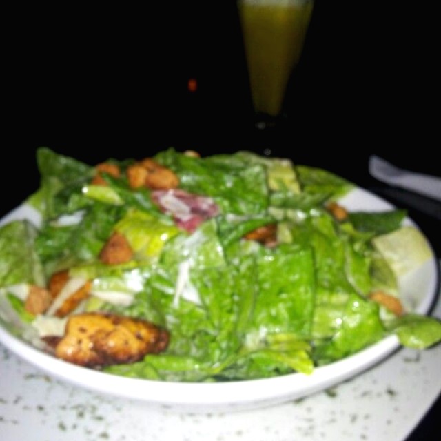 Ensalada Cesar con Pollo