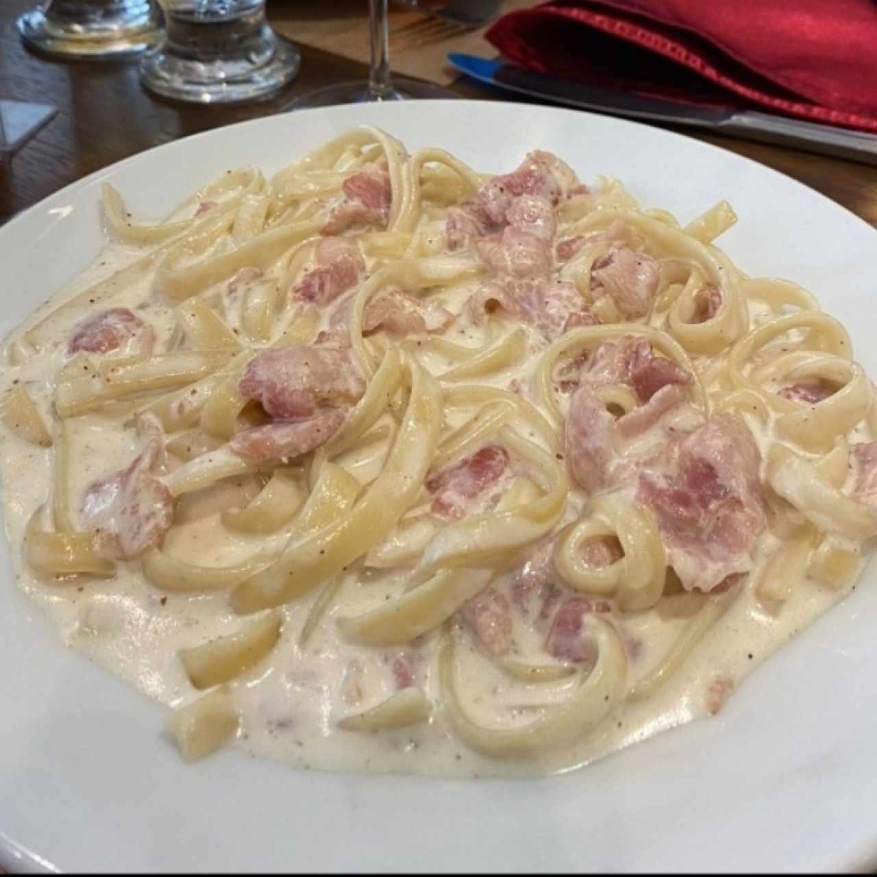 pasta Alfredo con jamon