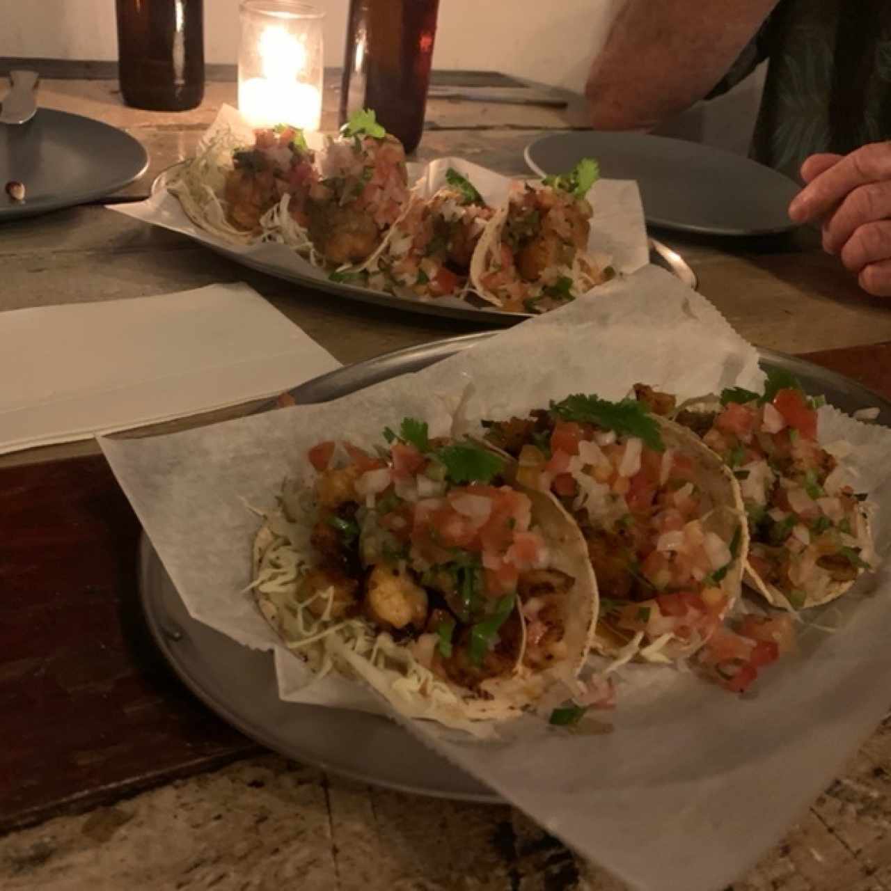 tacos de pescado y de camarones