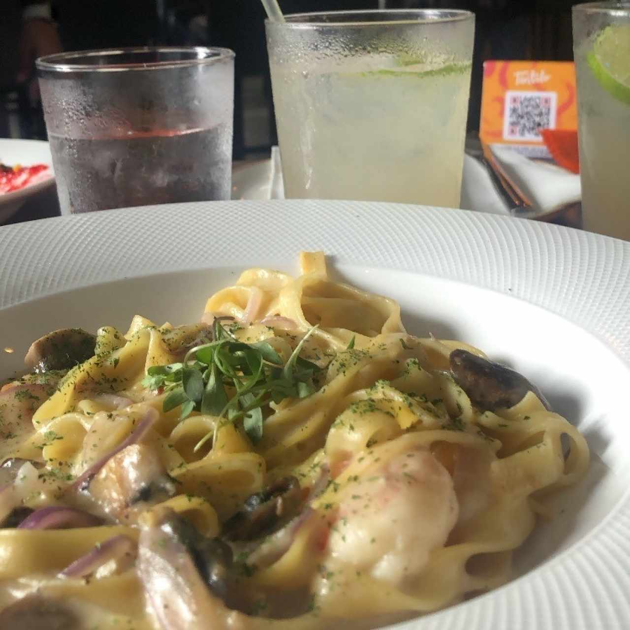 Mar - Fettuccine con Camarones