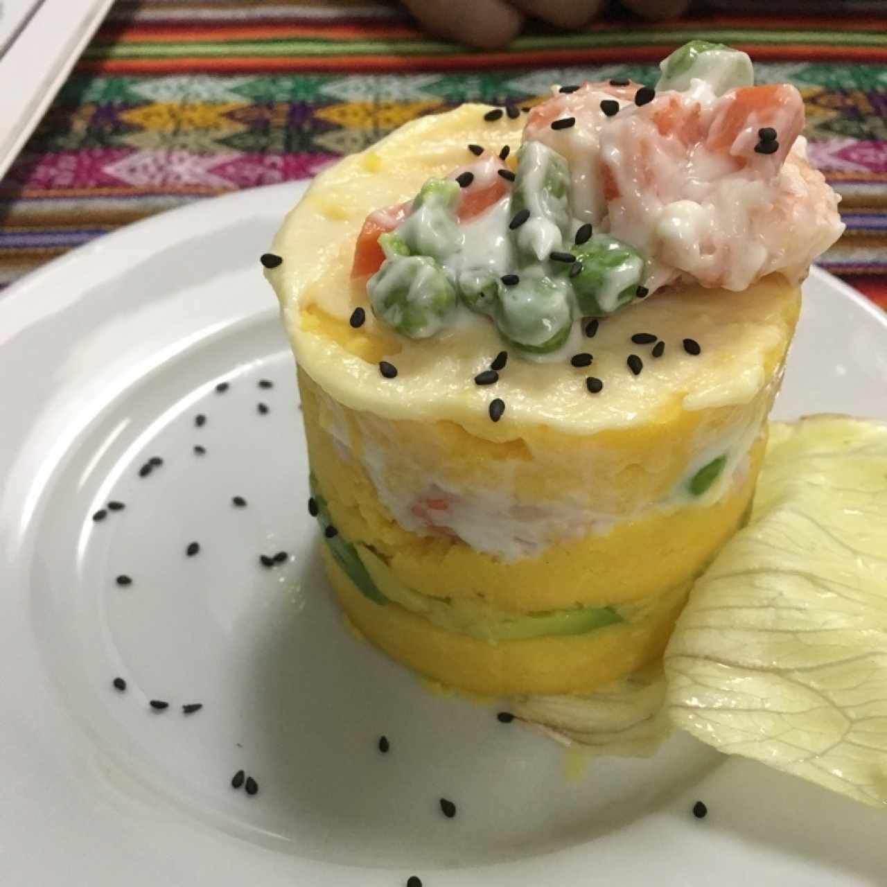 Causa de camarones