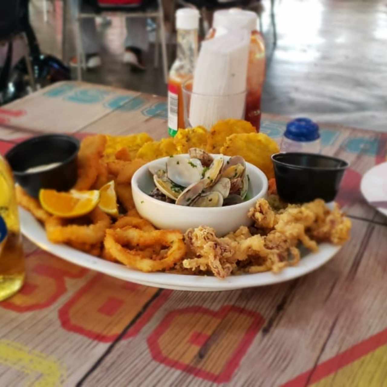 picada mixta de mariscos