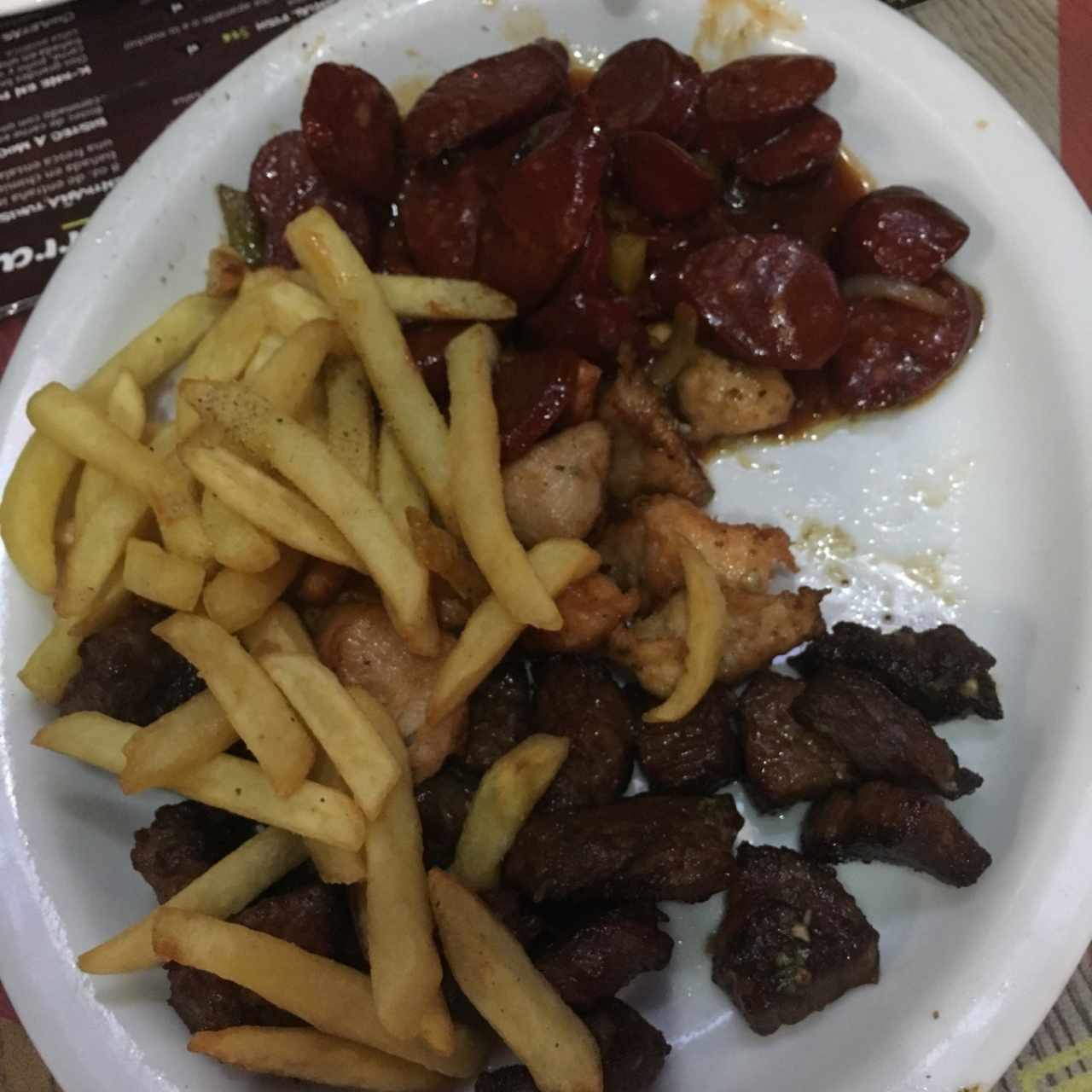 picada de carne $22.00 y poca porcion 