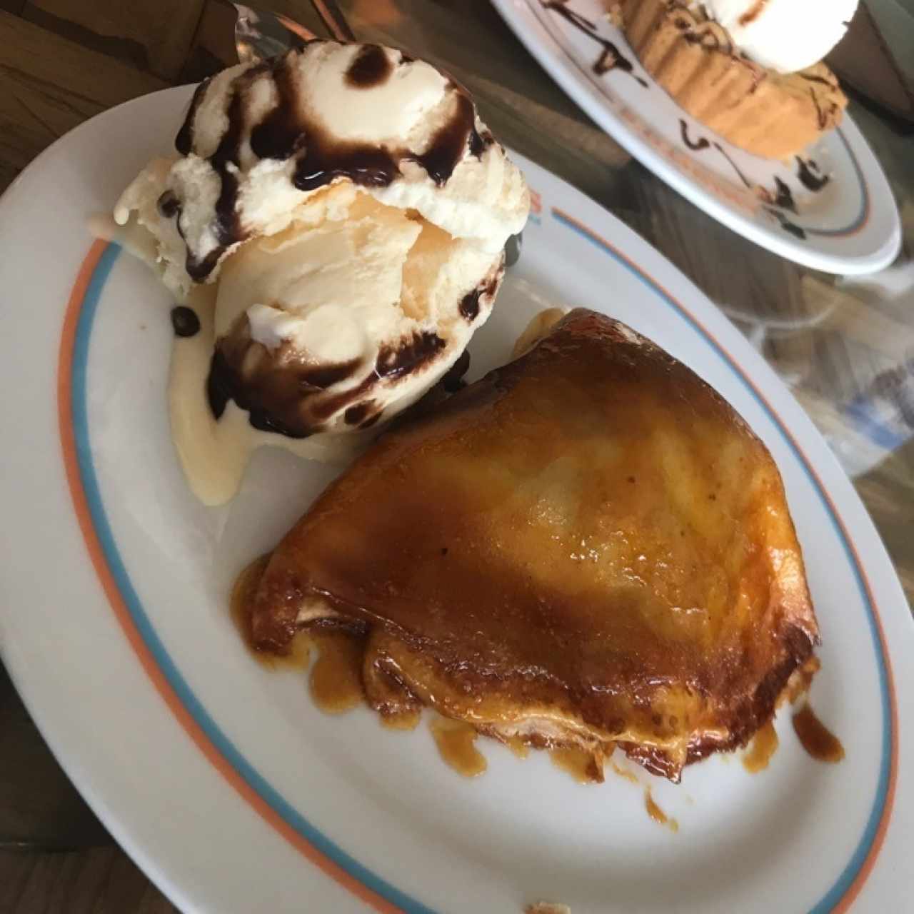 Crepe de Dulce de Leche con Helado