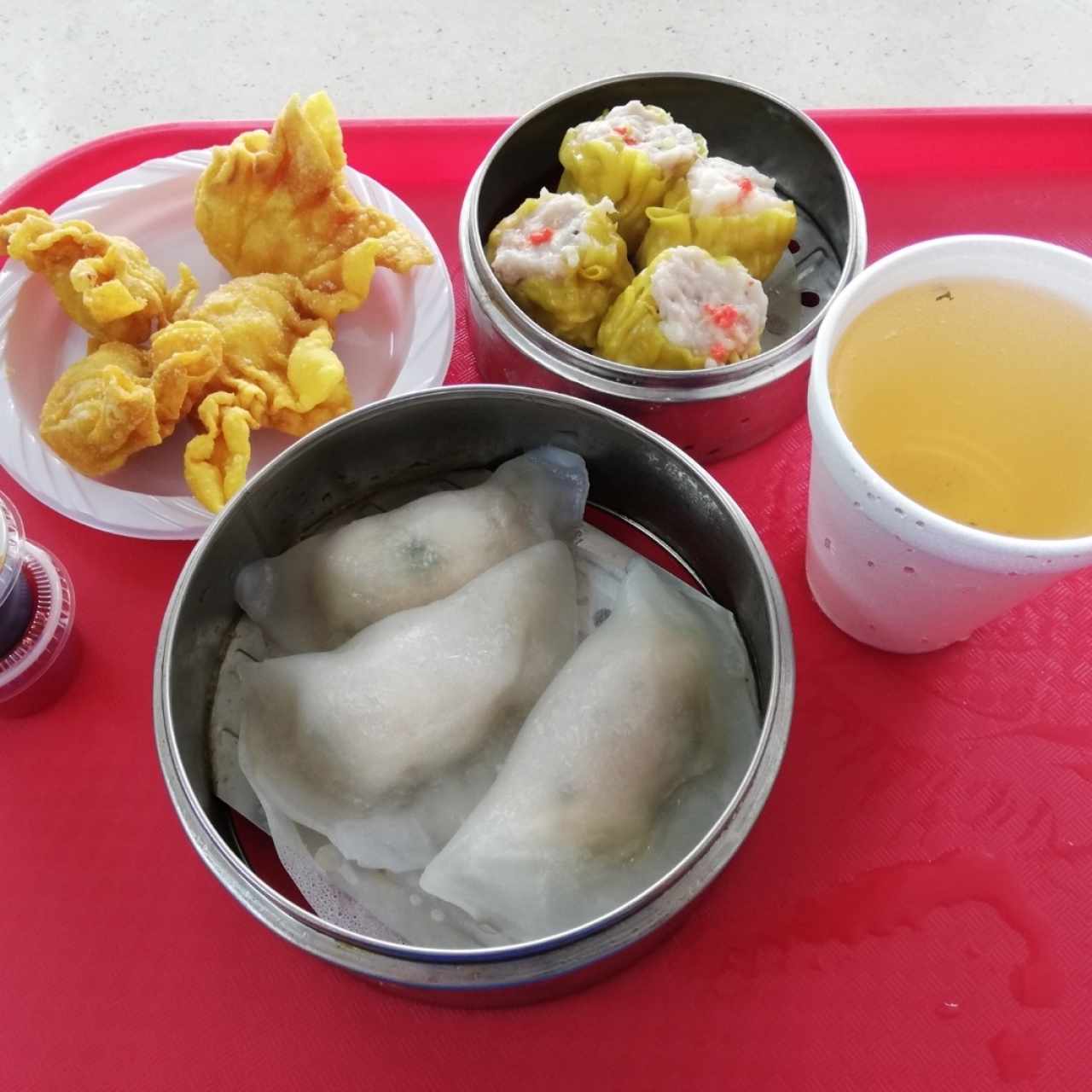 soy kao frito, siu mae, empanaditas y el té