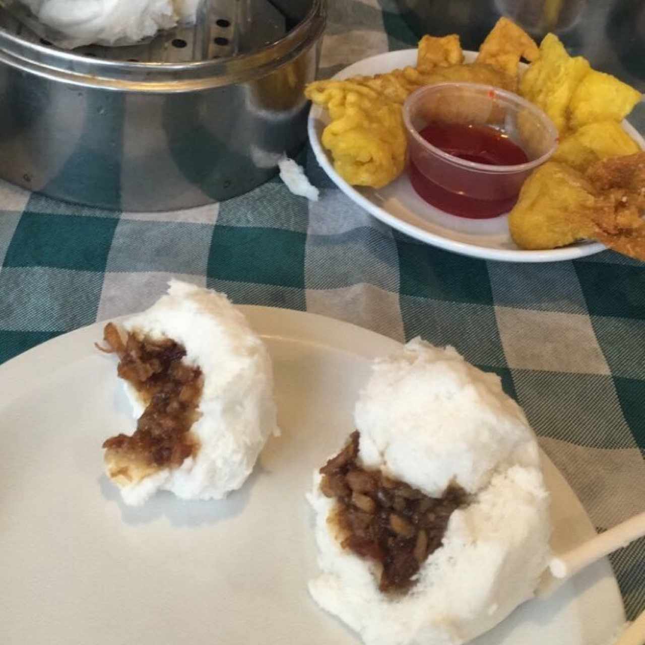 Ham pao de puerco y soy kao de camarones