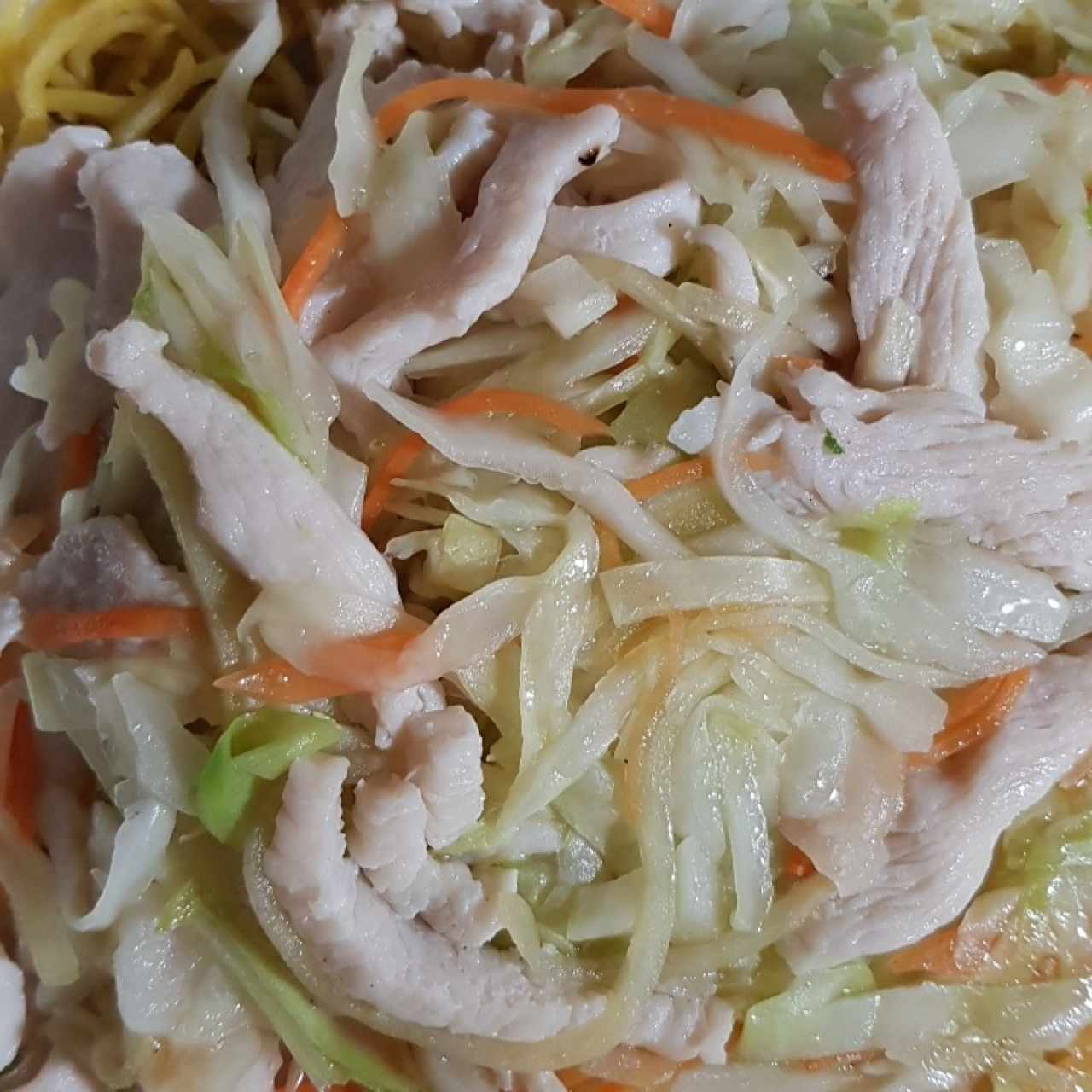 chow mein de pollo 