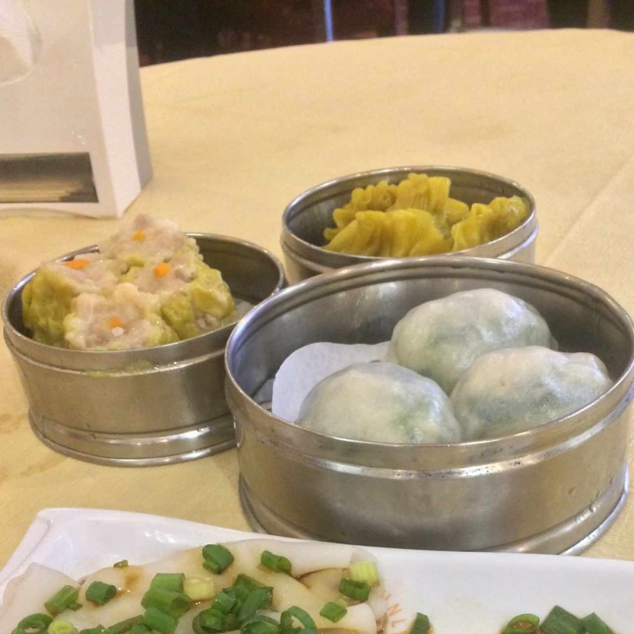 siu mai, yi chi kao, cau choi pao