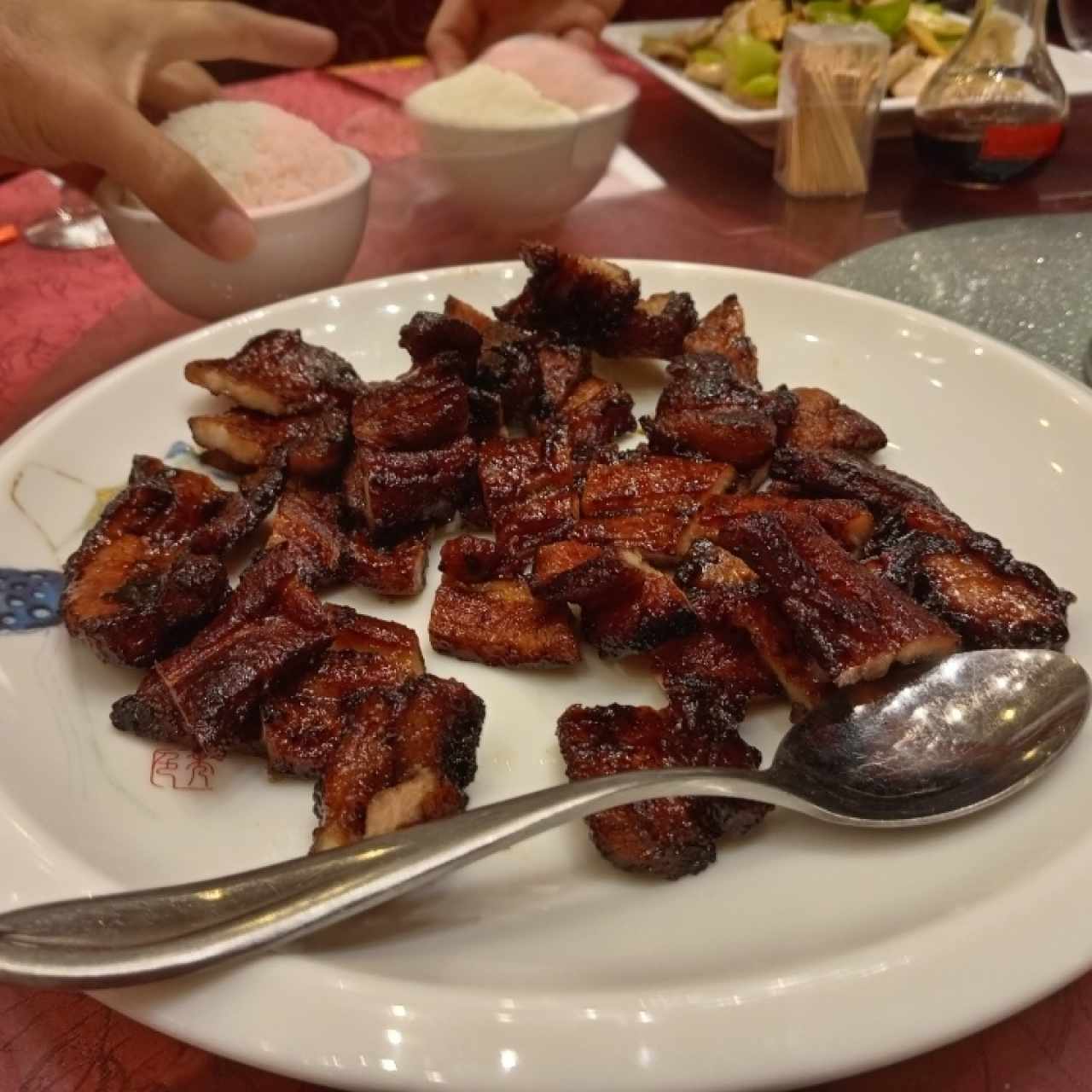 Platos especiales - Puerco al carbón