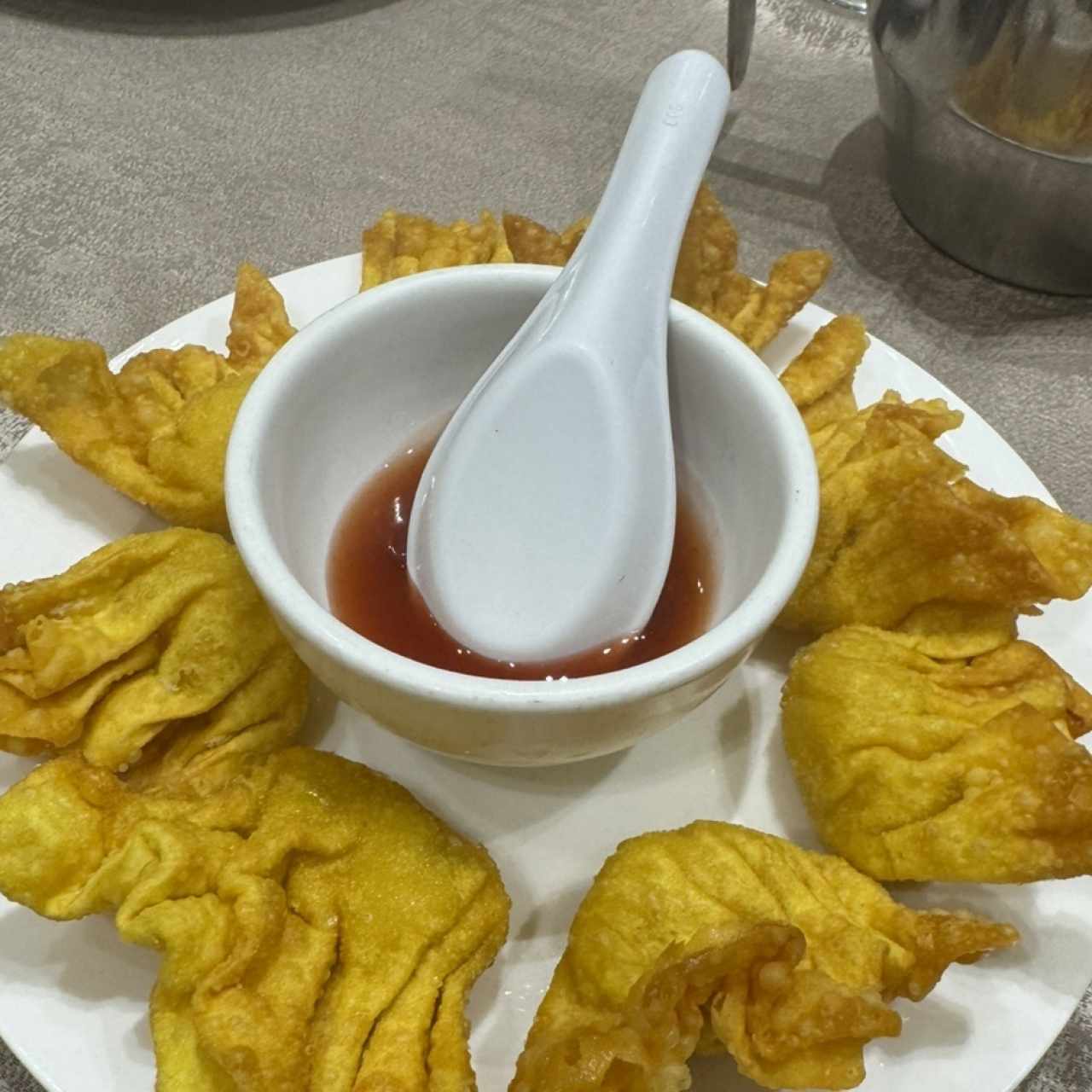 Wanton frito con camarón