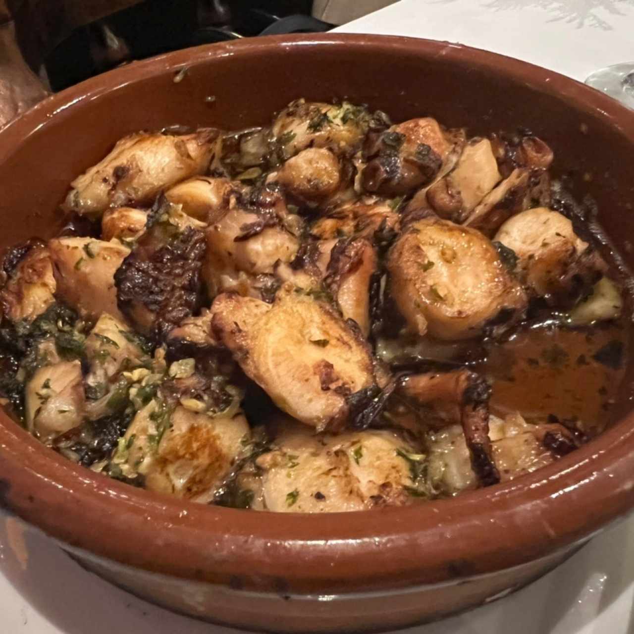 Pulpo a la Plancha, a la gallega, encebollado o al Ajillo