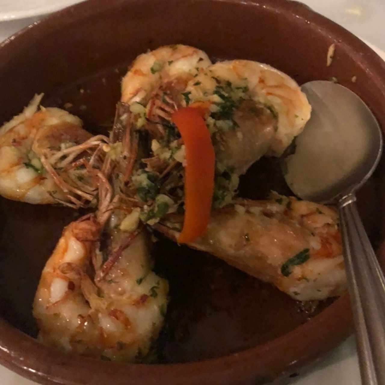 Langostino al ajillo, una exquisitez 