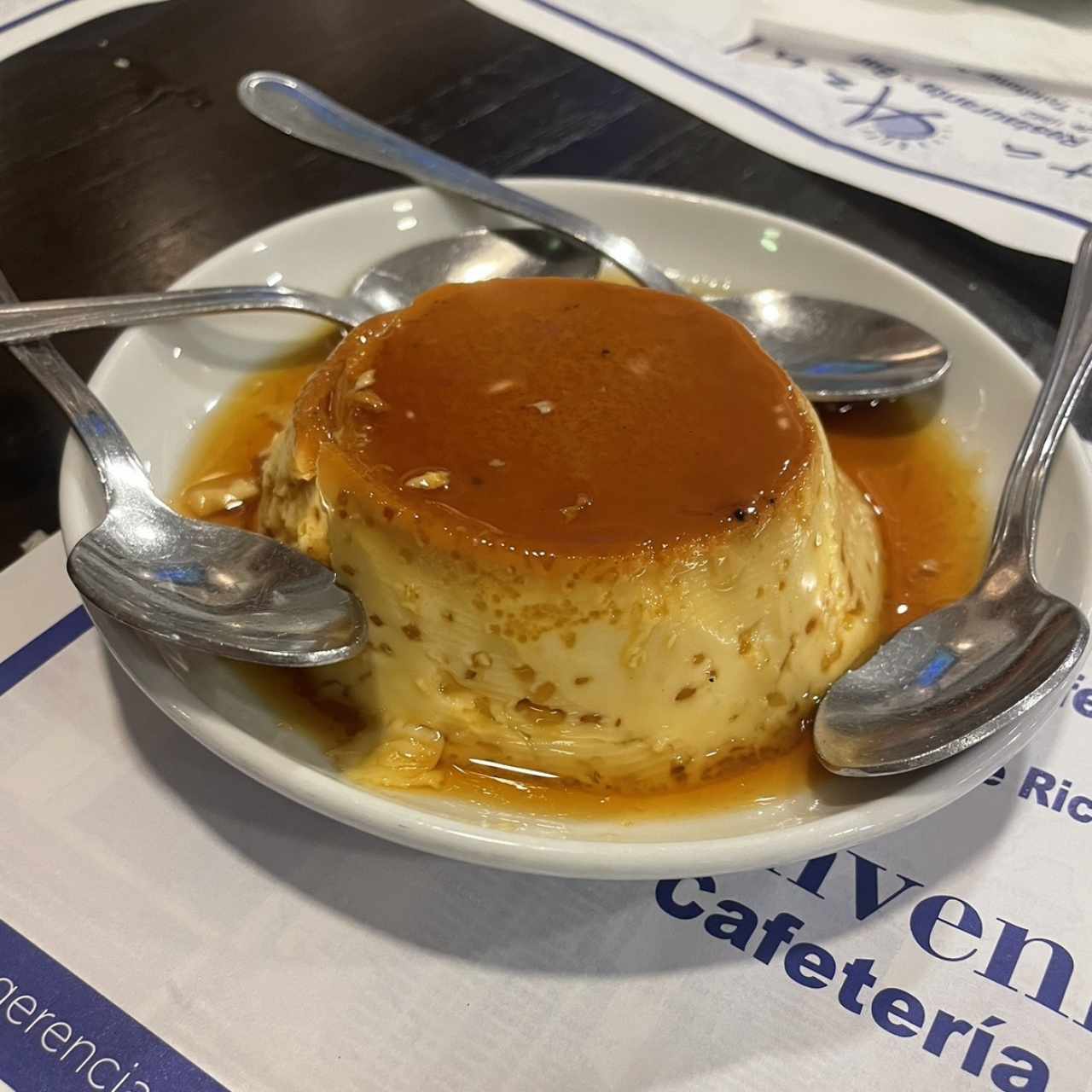 Flan de la casa