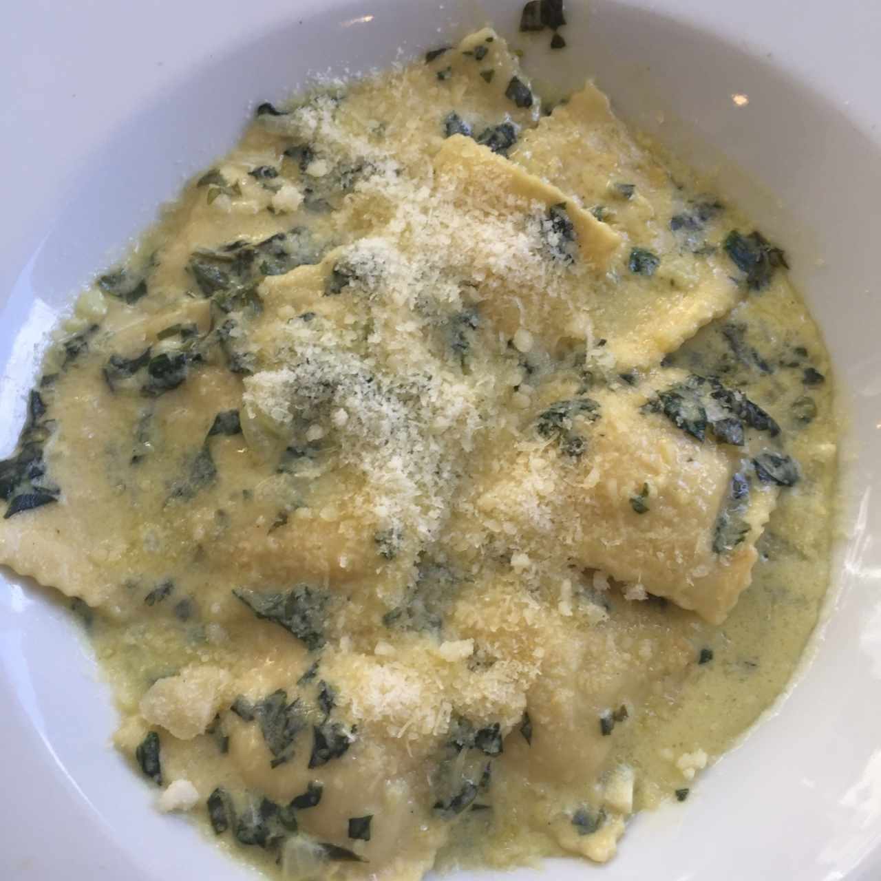 Raviolis con espinaca