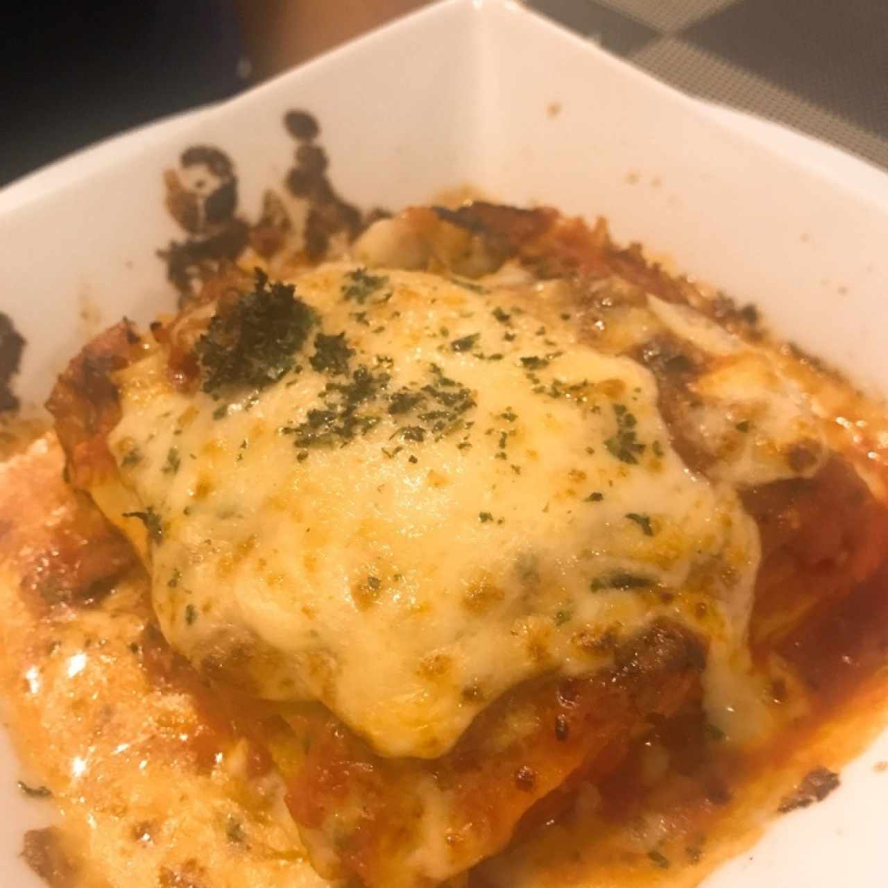 Lasagna gratinada de carne