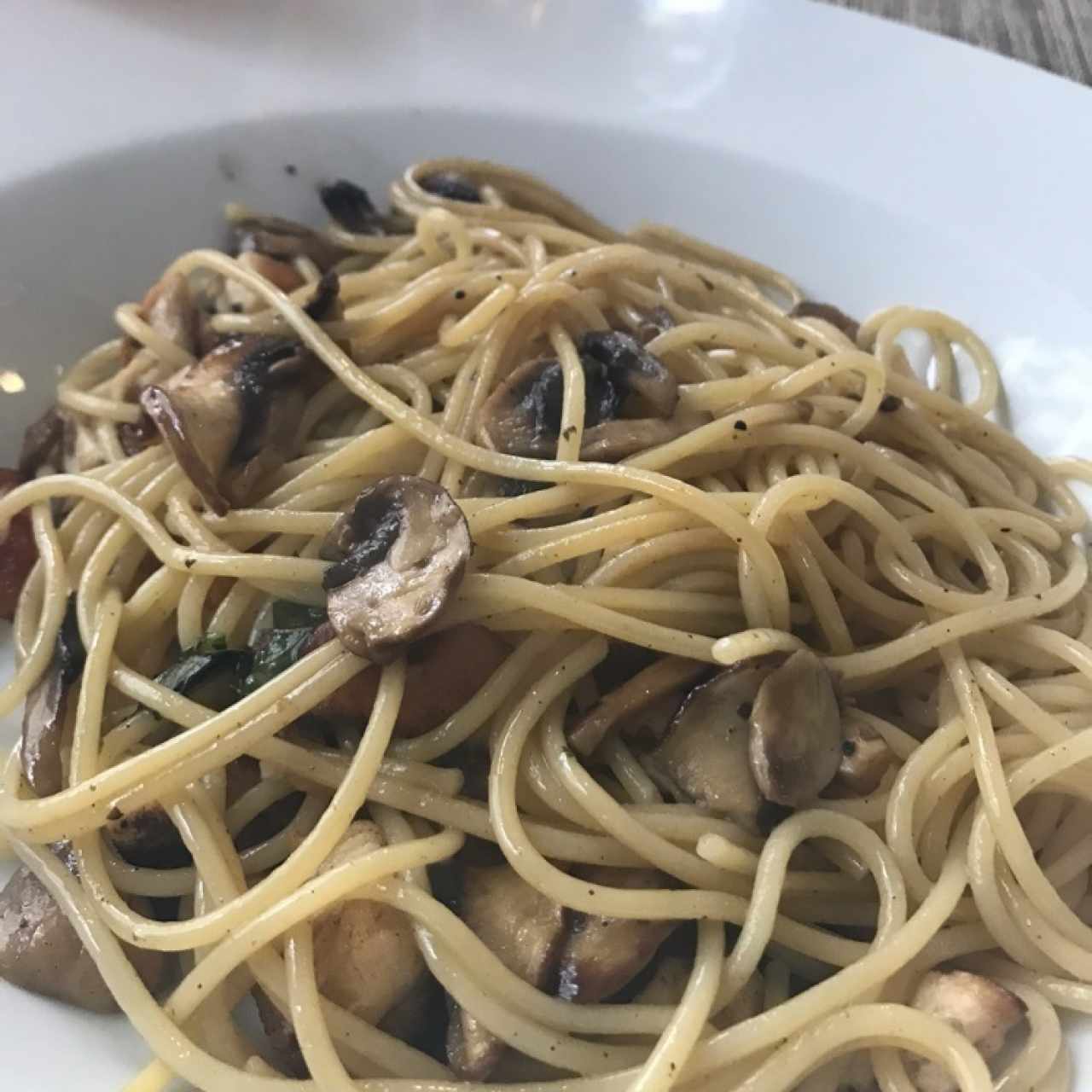 pasta fungi con extra de pollo