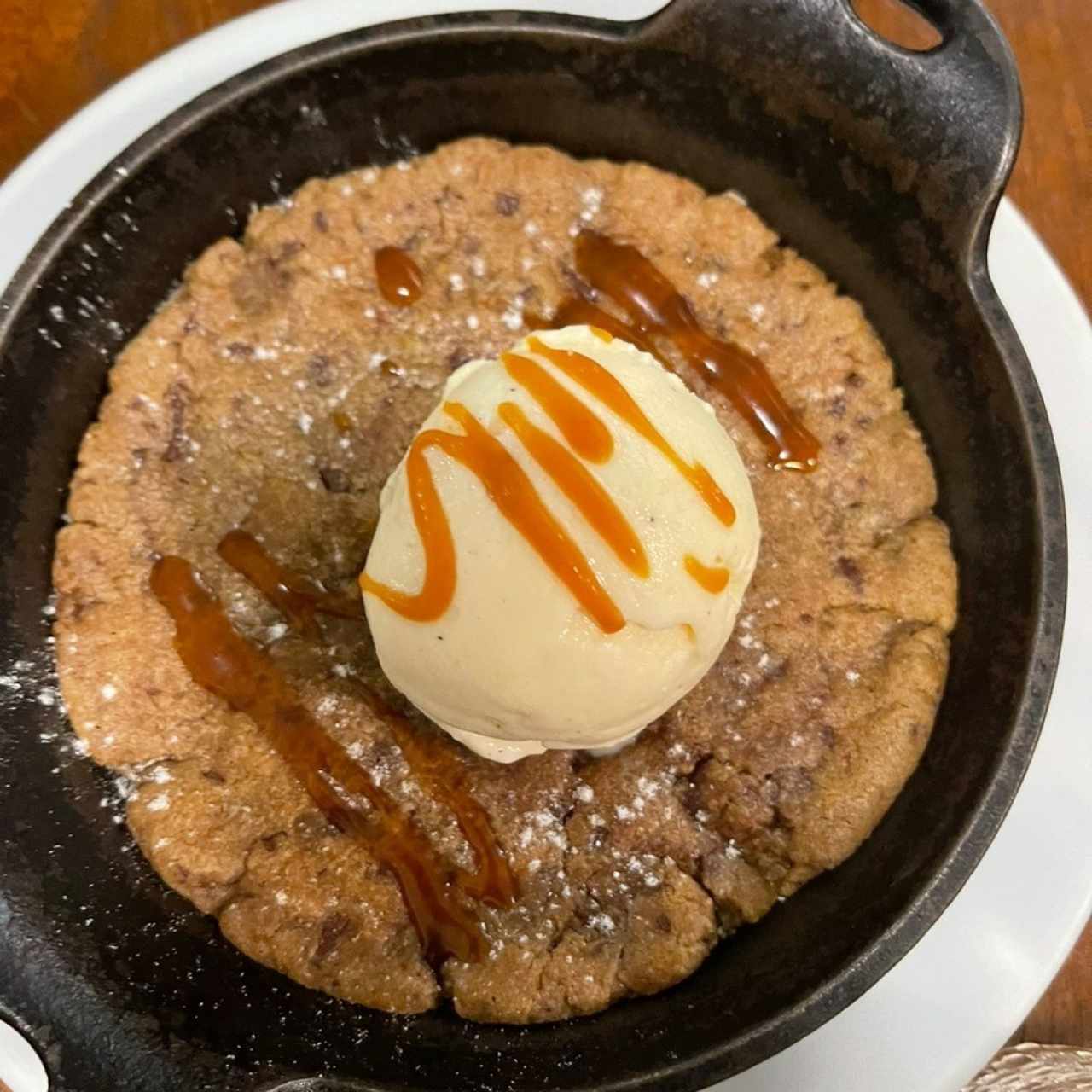 Chocolate cookies con helado de vainilla