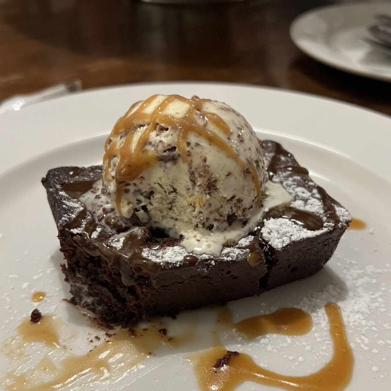 Classic Brownie Con Helado
