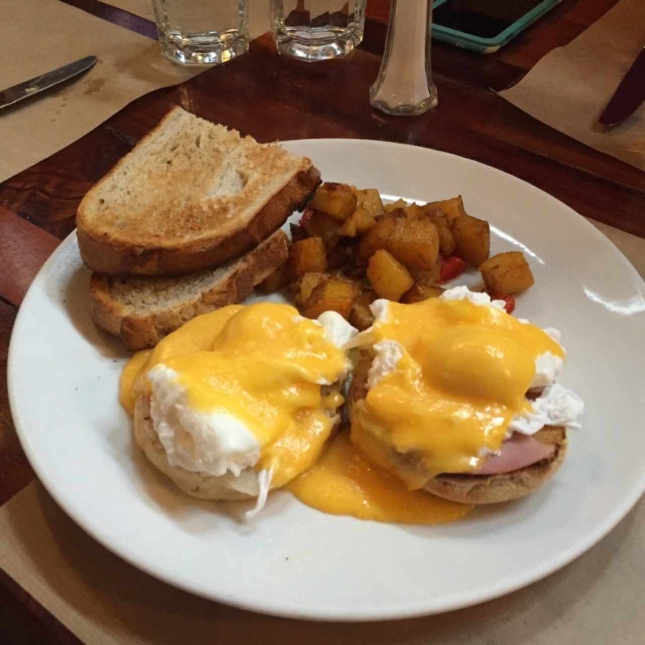 Eggs Benedict