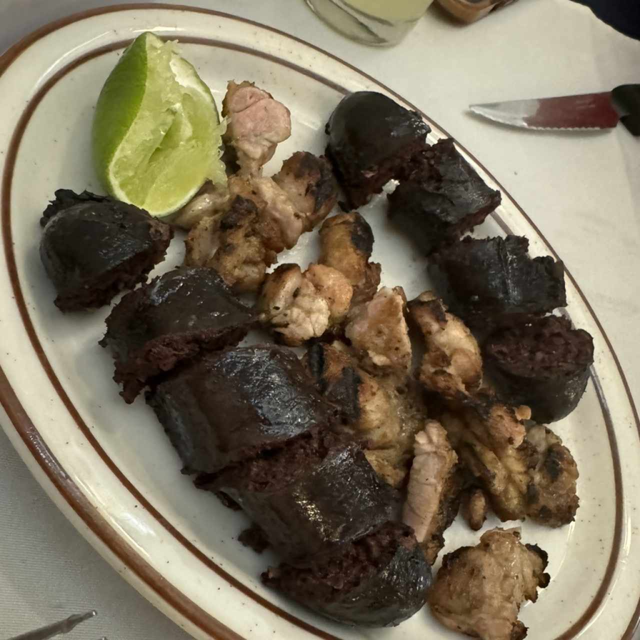 PICADA MIXTA (CHORIZO, MOLLEJA, MORCILLA)