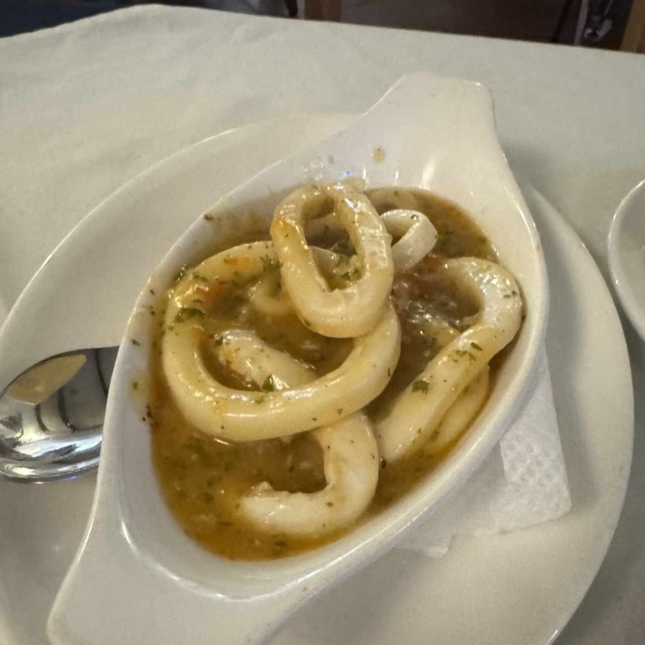 CALAMARES AL AJILLO