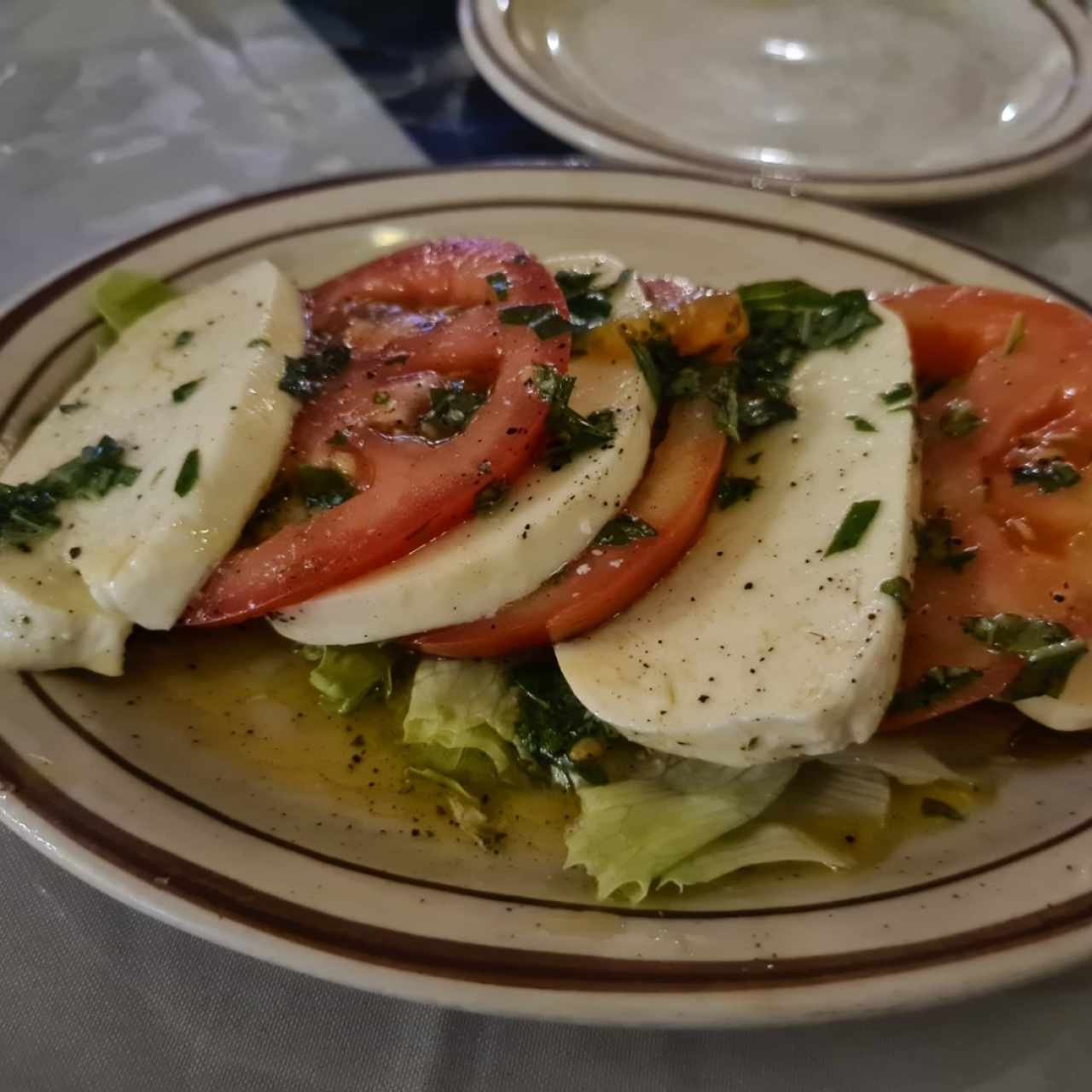 ENSALADAS / SALADS - ENSALADA CAPRESSE