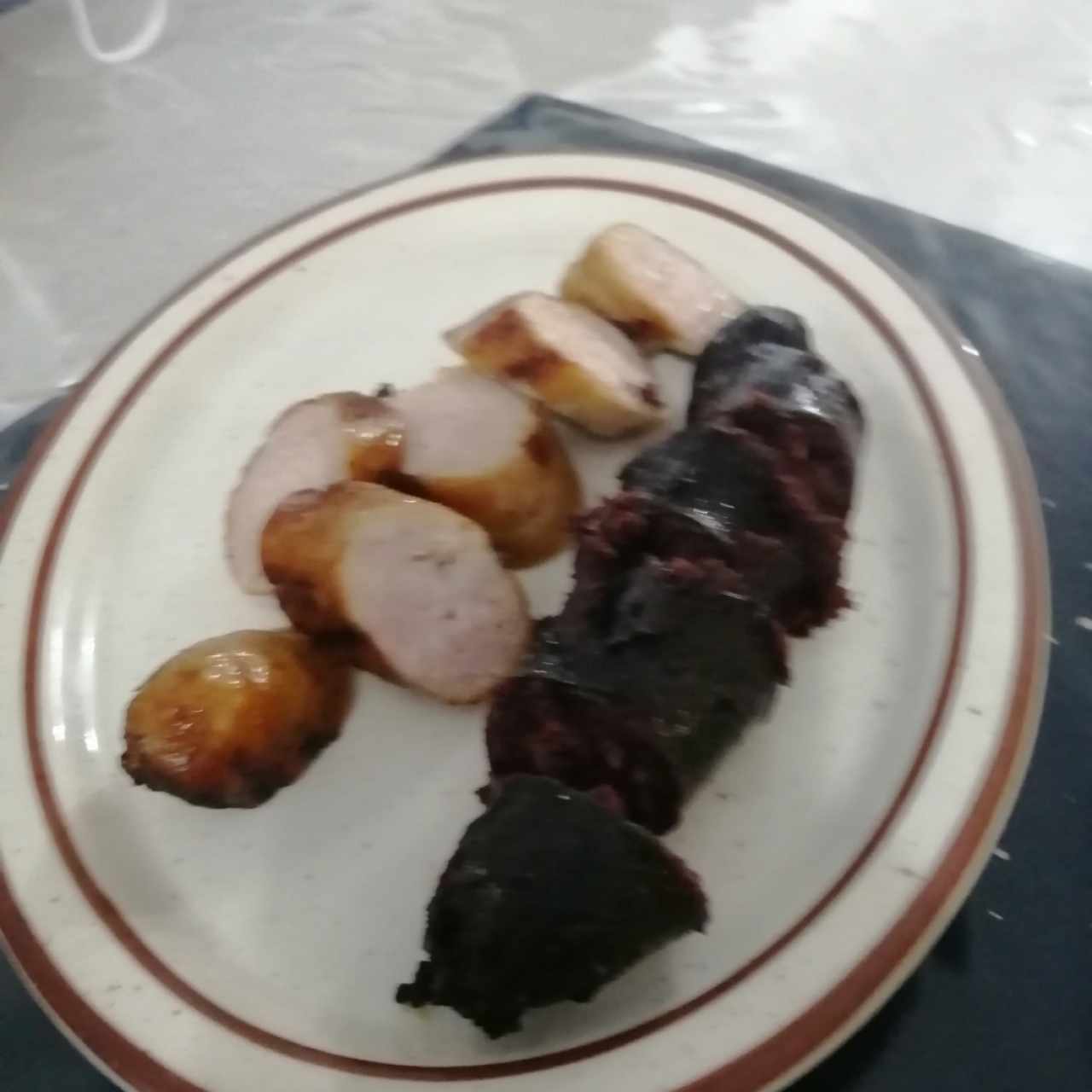 PICADA DE CHORIZO Y MORCILLA