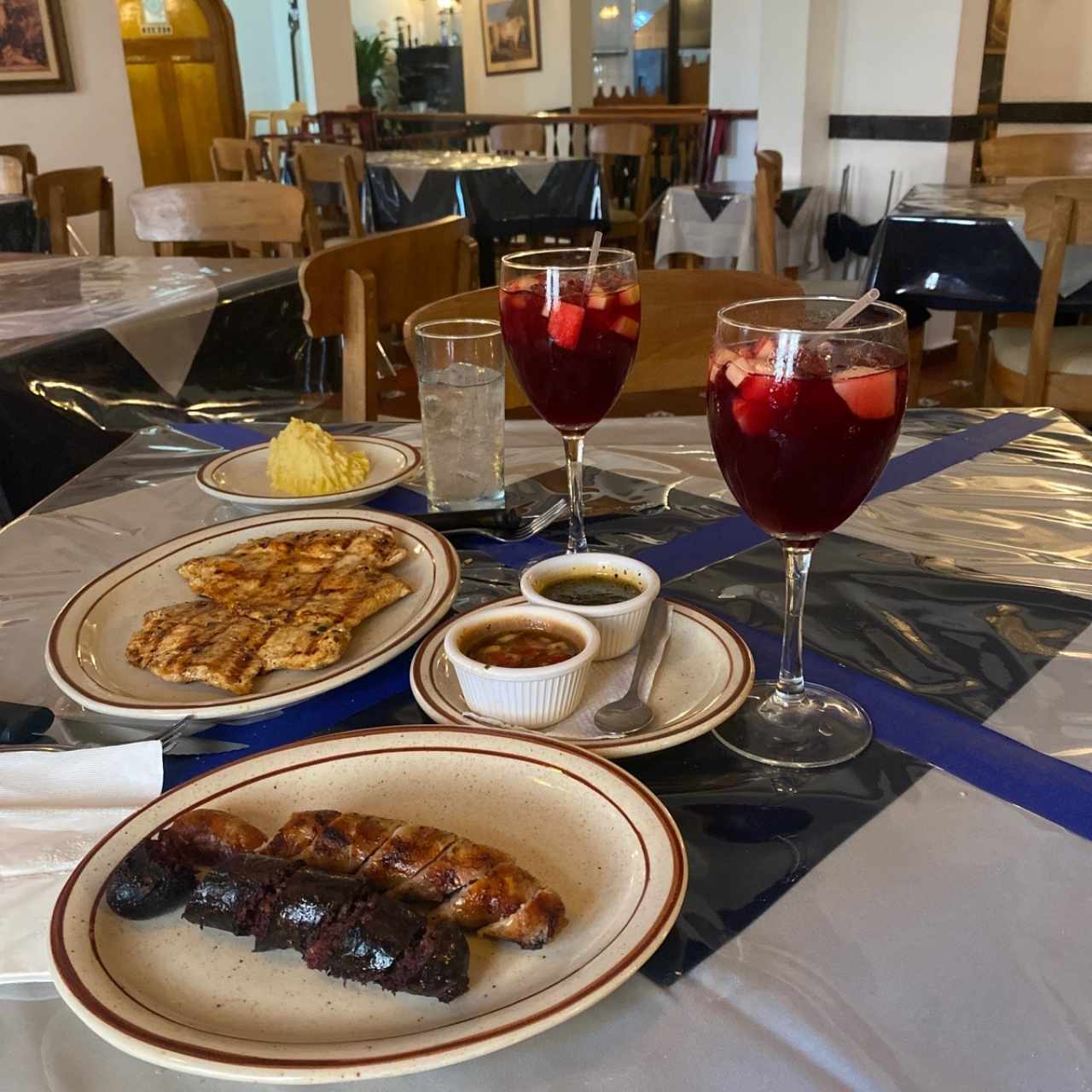 PICADA DE CHORIZO Y MORCILLA