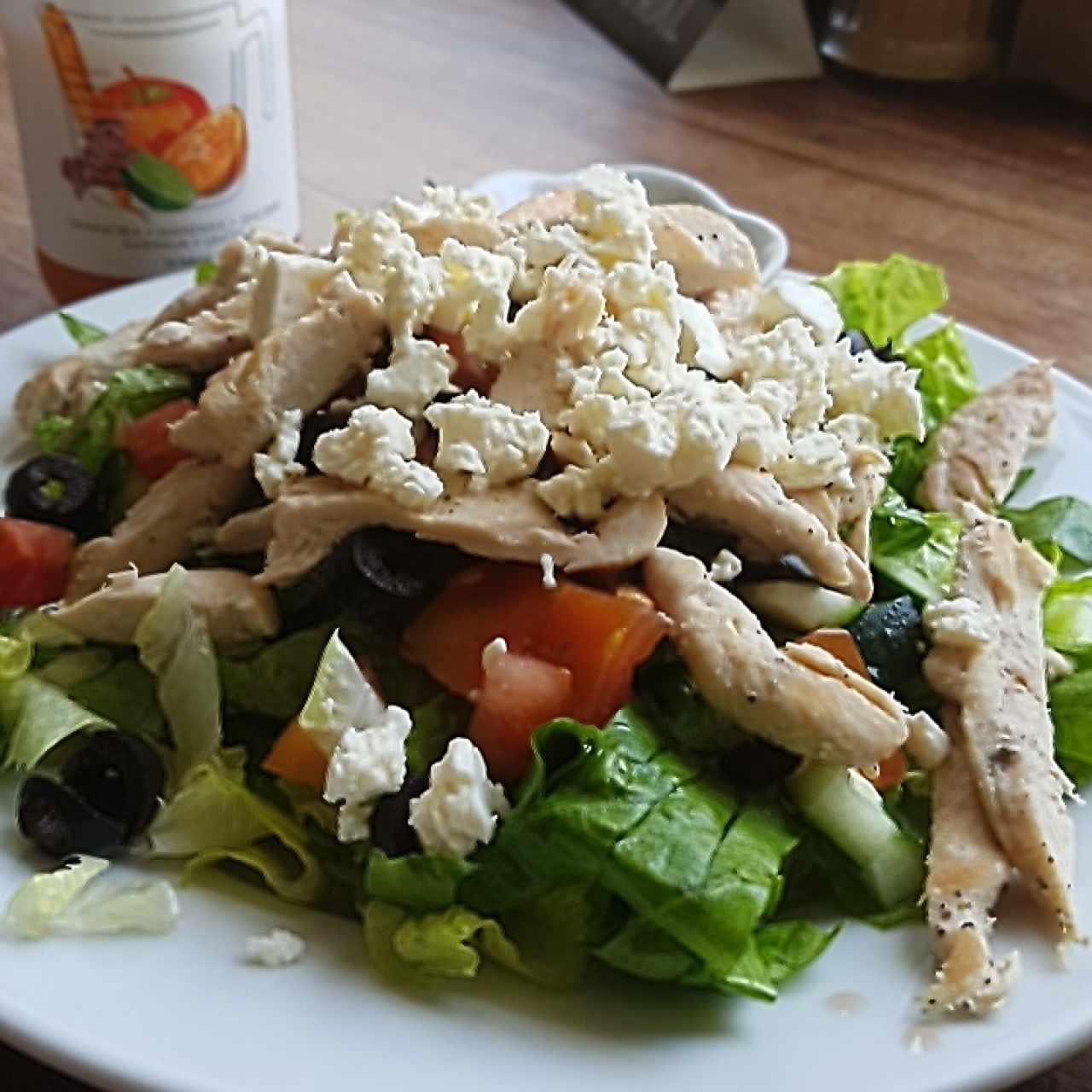 ensalada Griega con Pollo