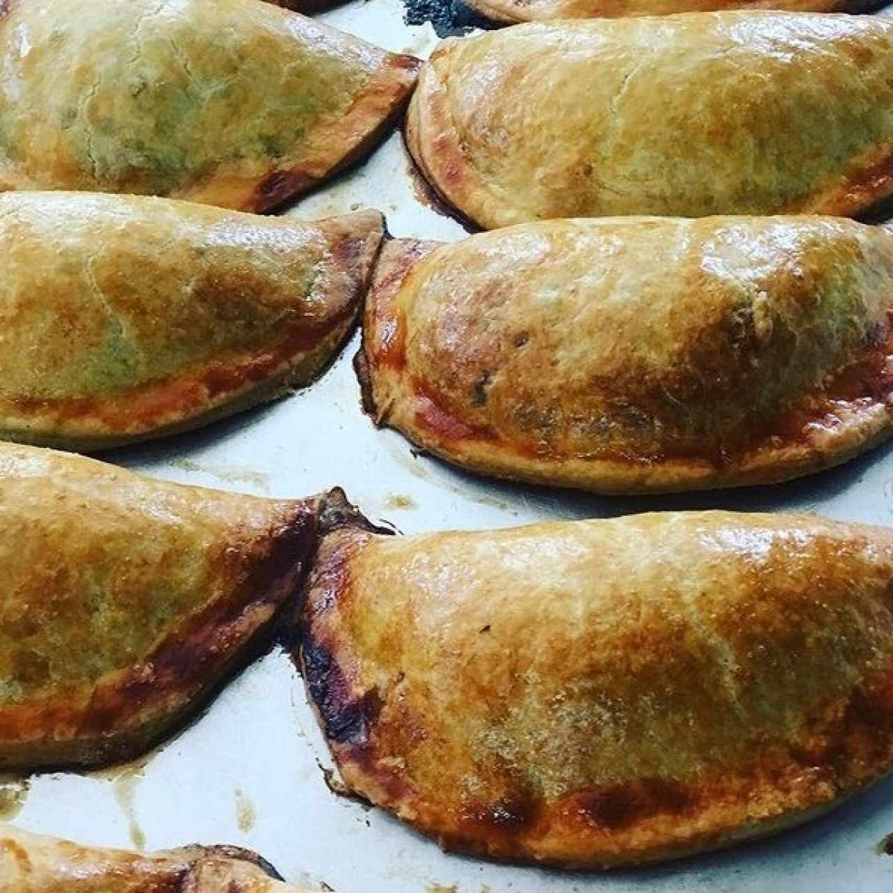 Empanadas de la casa (unicas) 