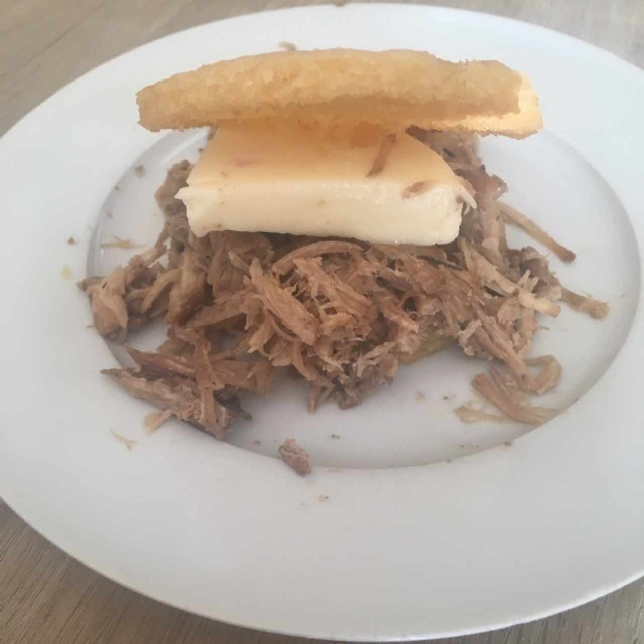 Arepas - Arepita de pernil