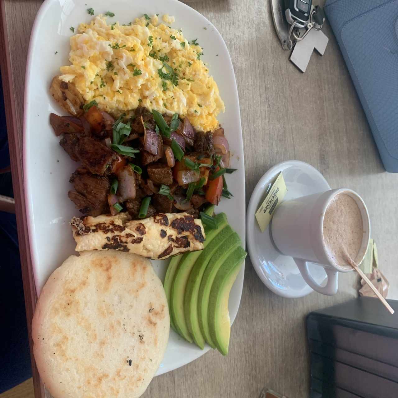 DESAYUNOS - Desayuno Saltado