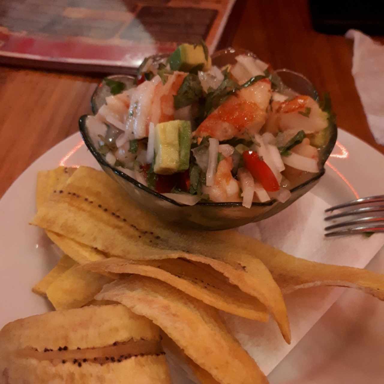 CEVICHE de camarón y aguacate