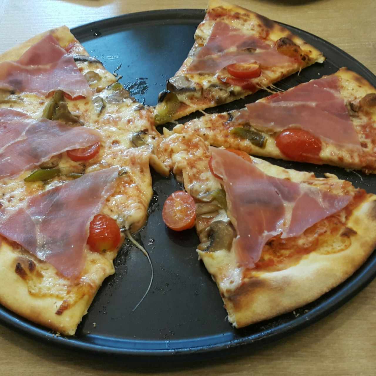 pizza mediterranea