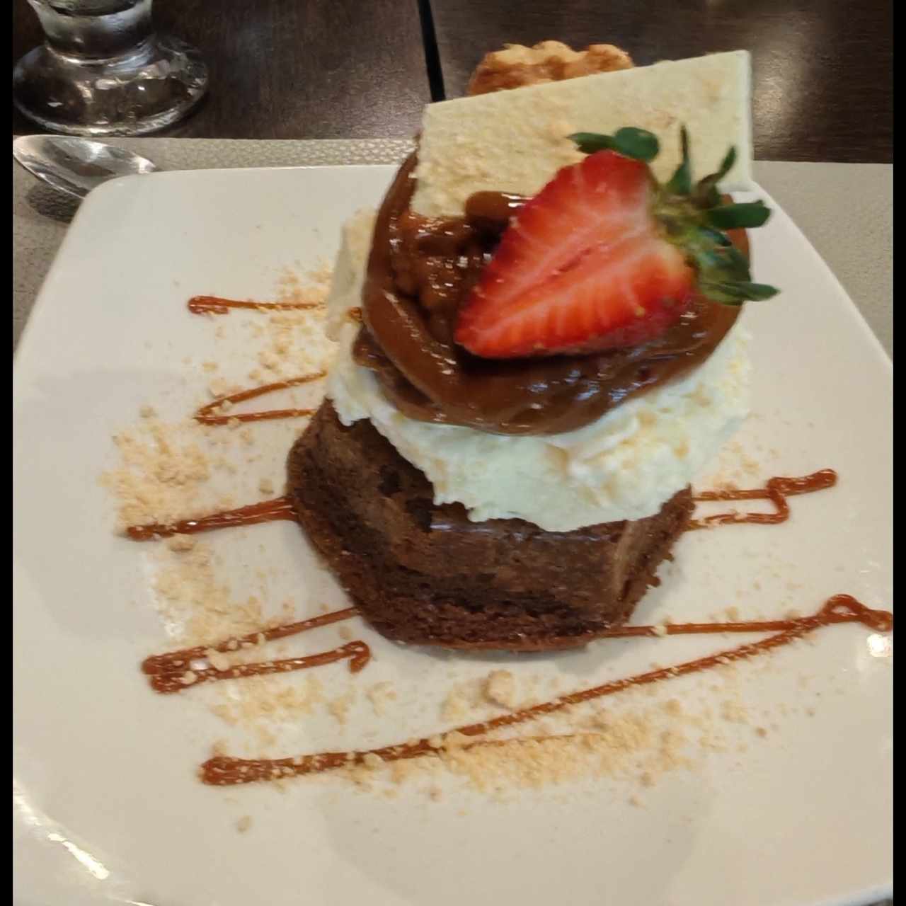 Brownie con helado
