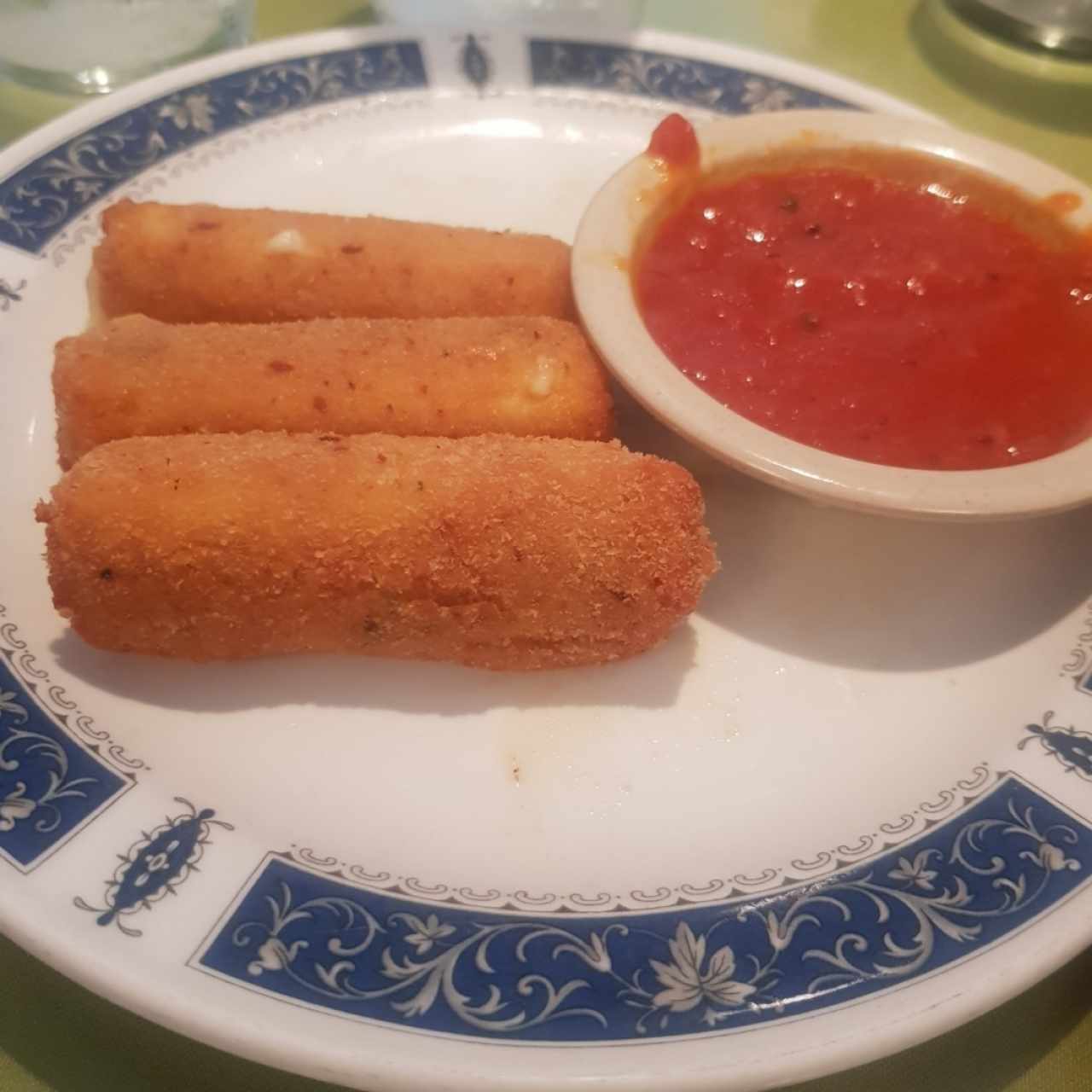 mozzarella sticks 