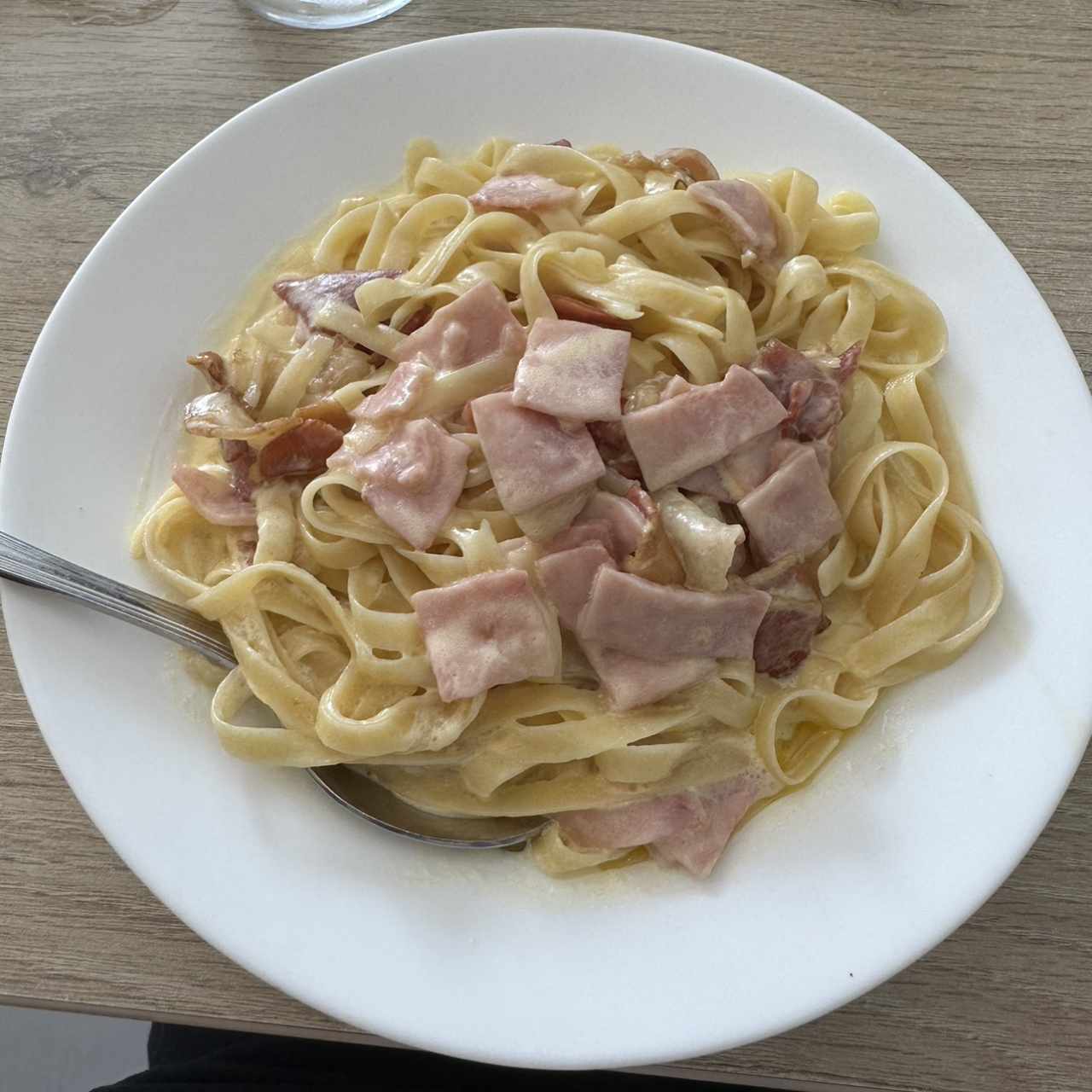 Pastas Especialidades - Fettucine Carbonara