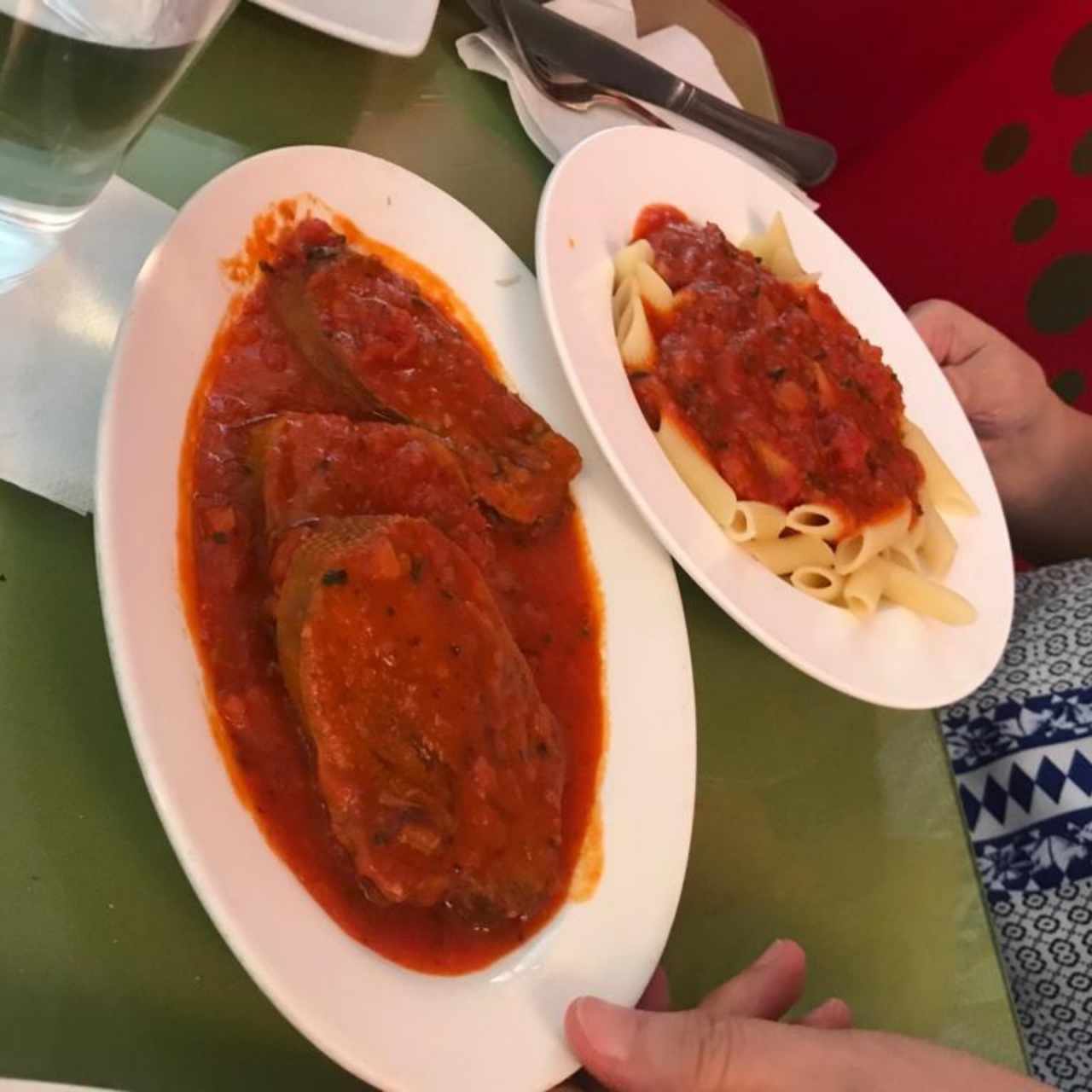 lengua guisada con penne