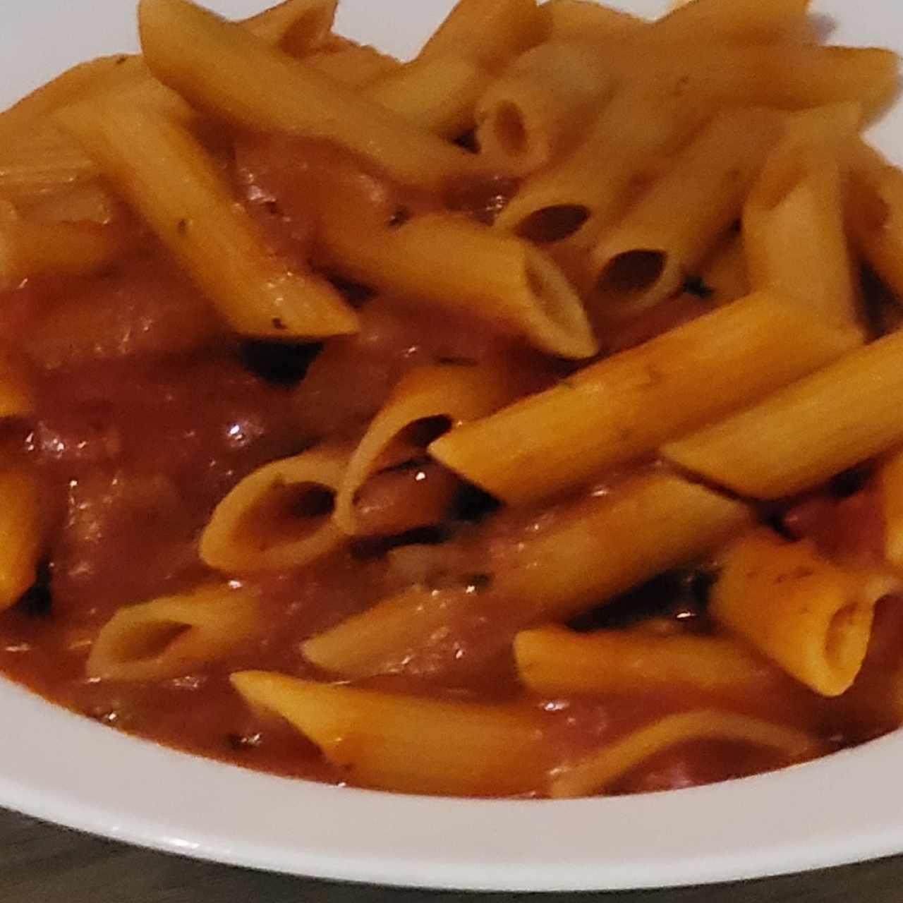 Pastas Especialidades - Penne alla Putanesca