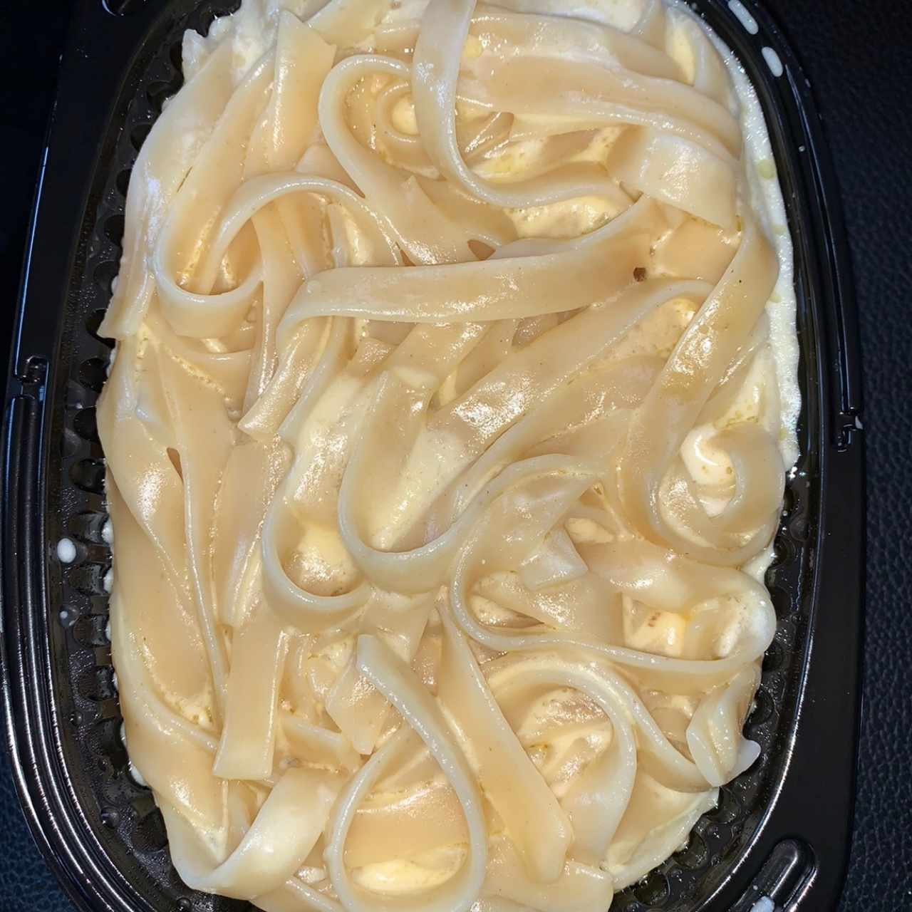 Pastas Especialidades - Fettucine Alfredo