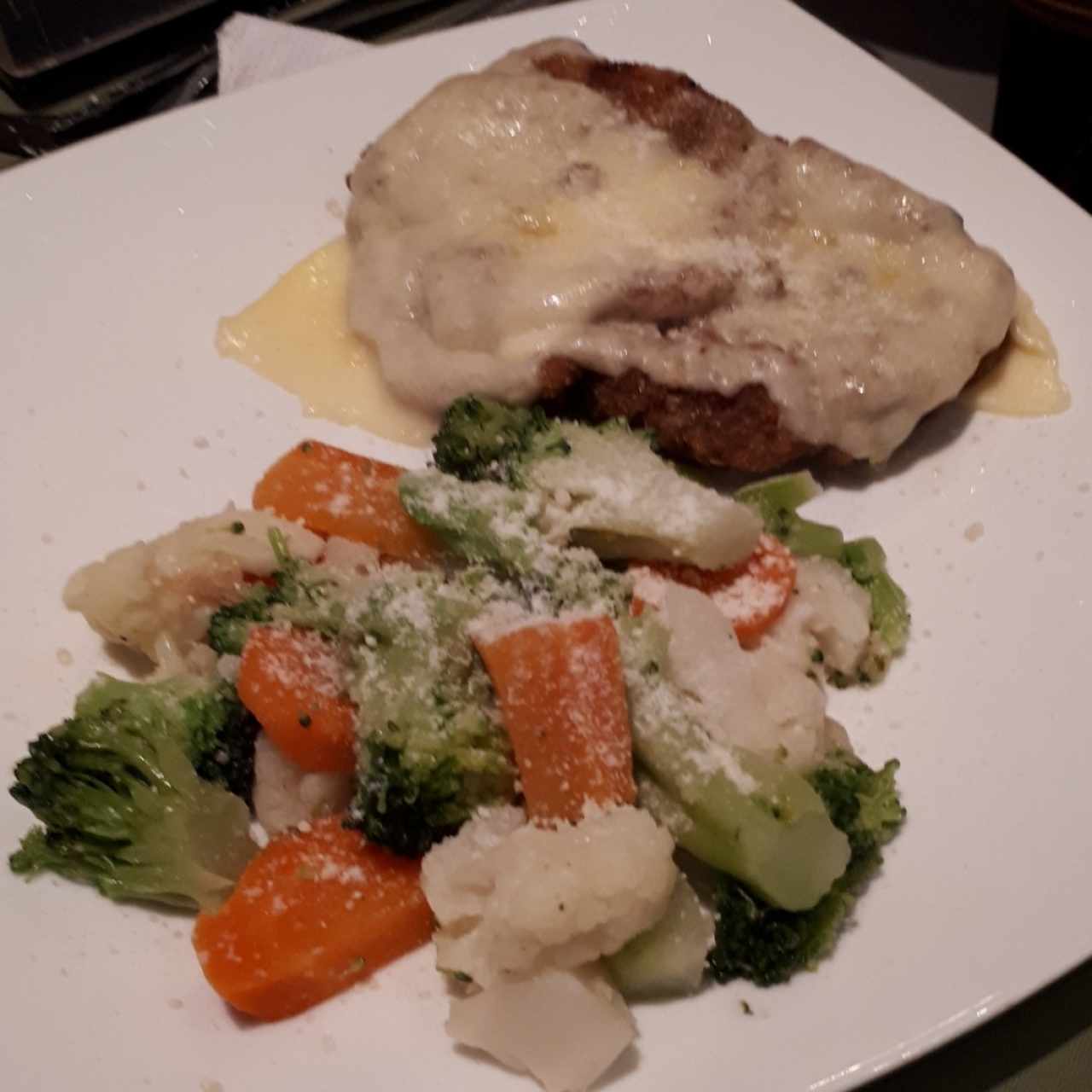 Filete de pollo a la parmigiana