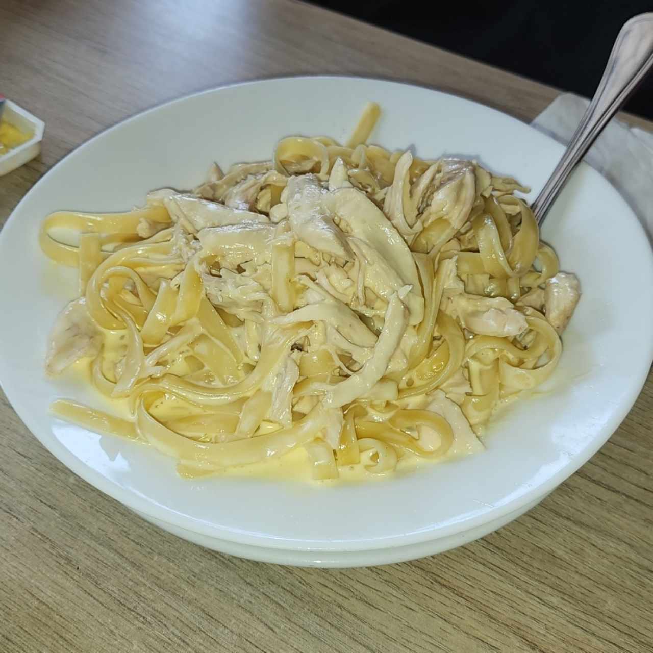 Pastas Especialidades - Fettucine Pollo Alfredo