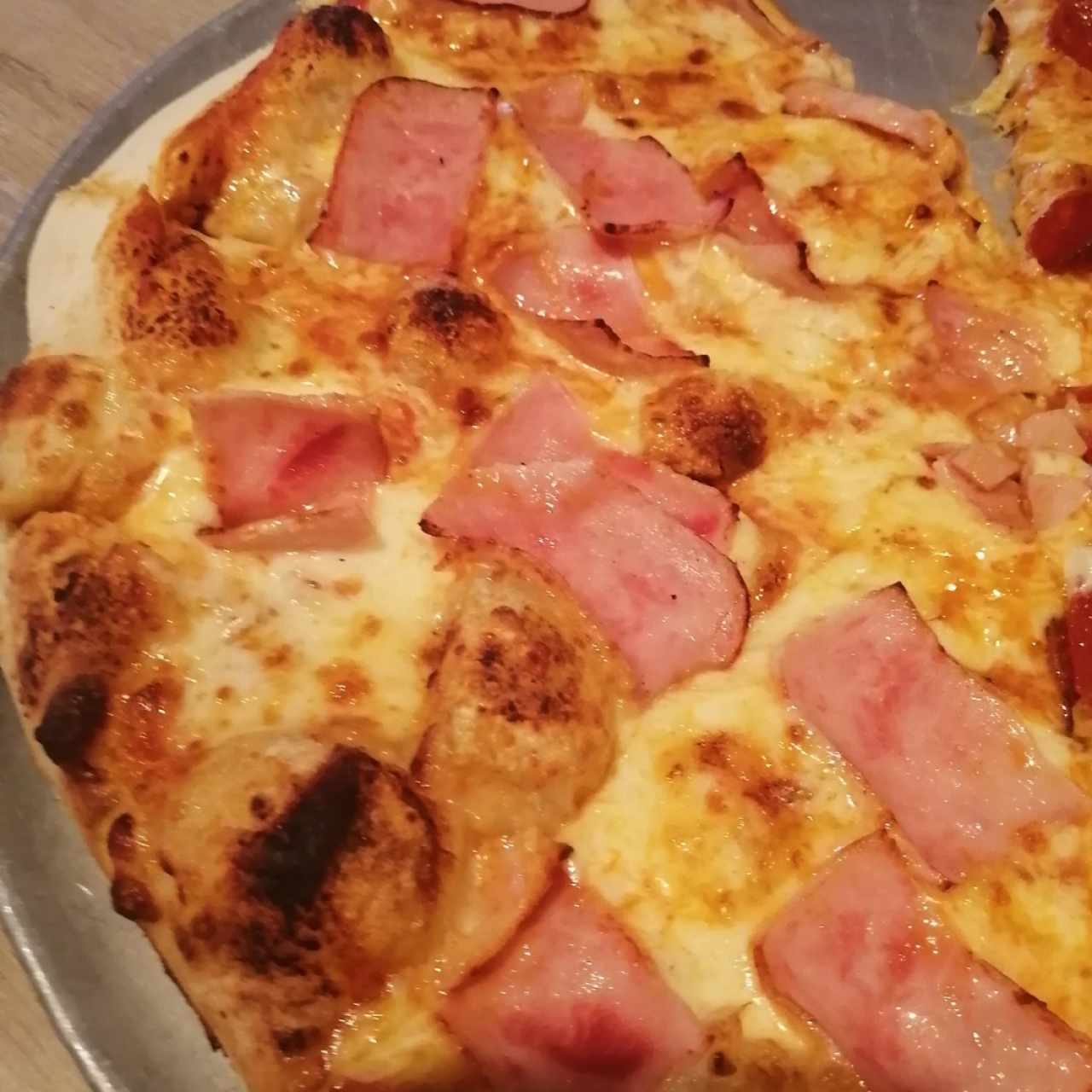 Pizza jamón 