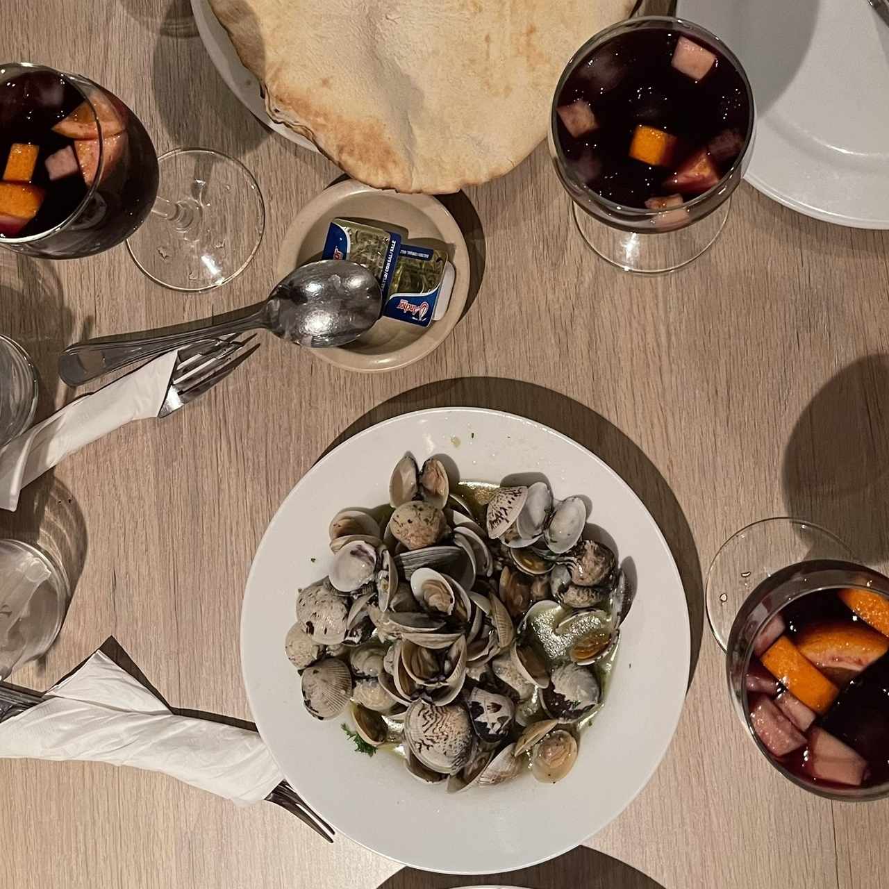 Almejas Genovesas al Ajillo