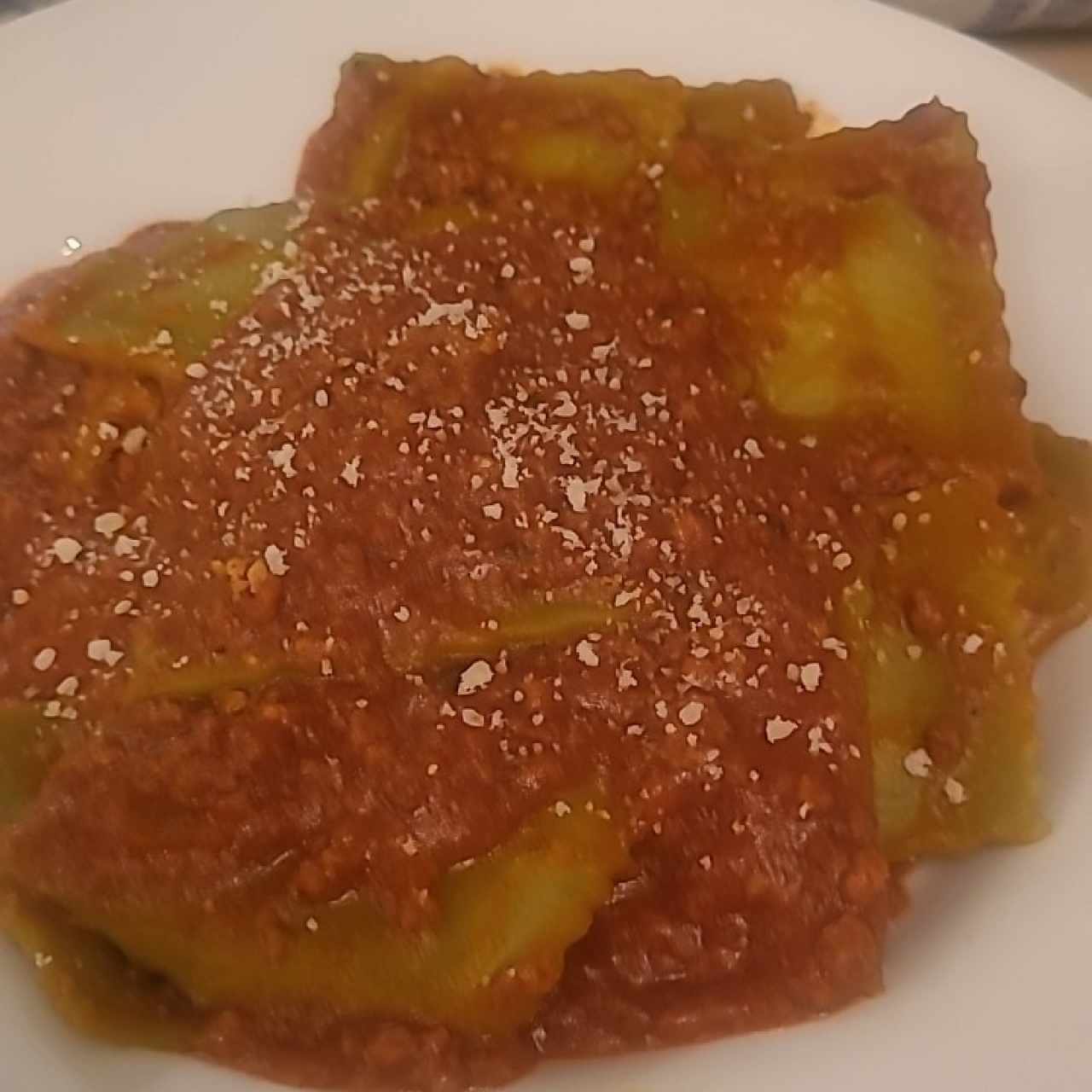 Pastas Especialidades - Ravioli Boloñesa