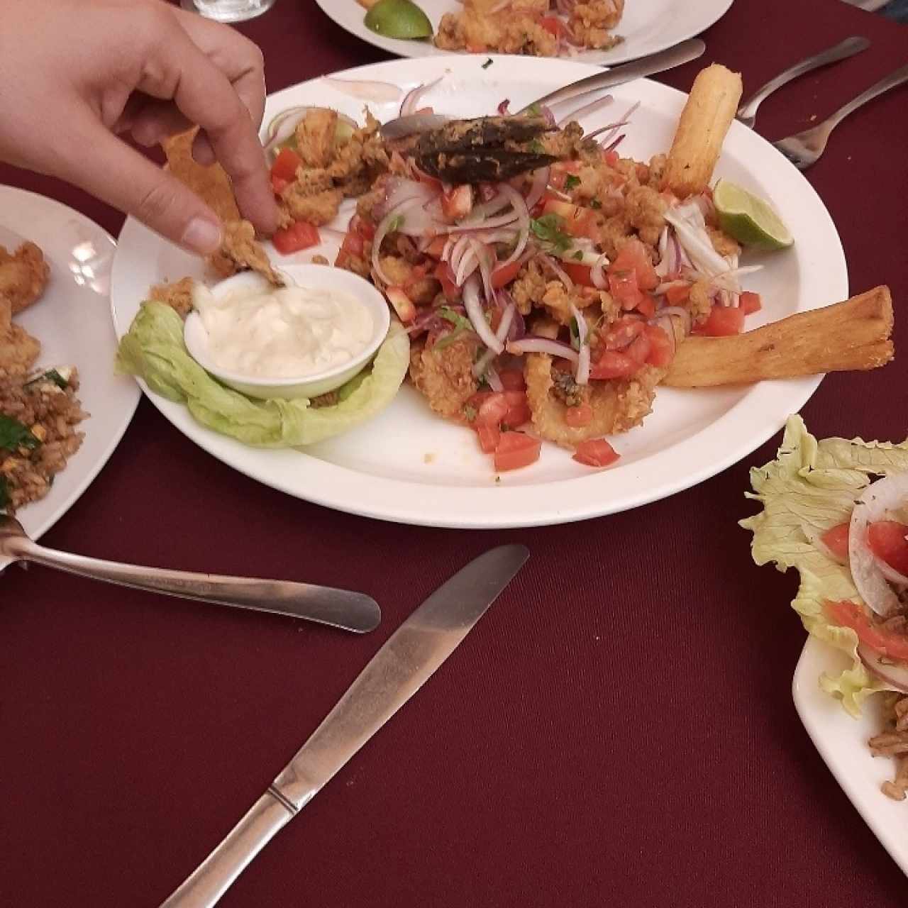 picada de mariscos 