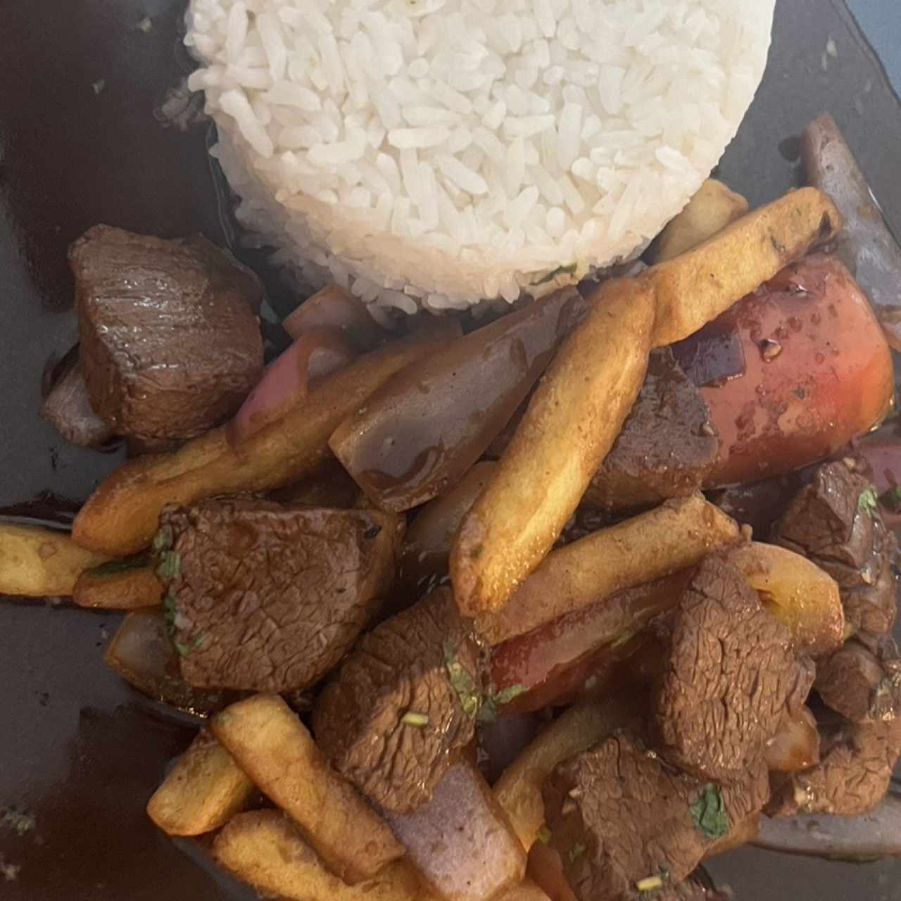 Lomito Saltado